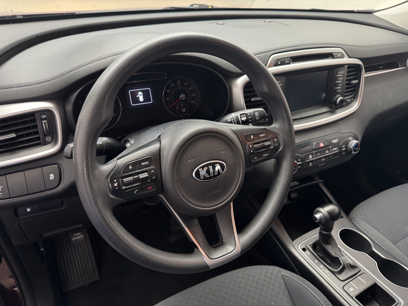 Thumbnail: 2018 Kia Sorento - 5