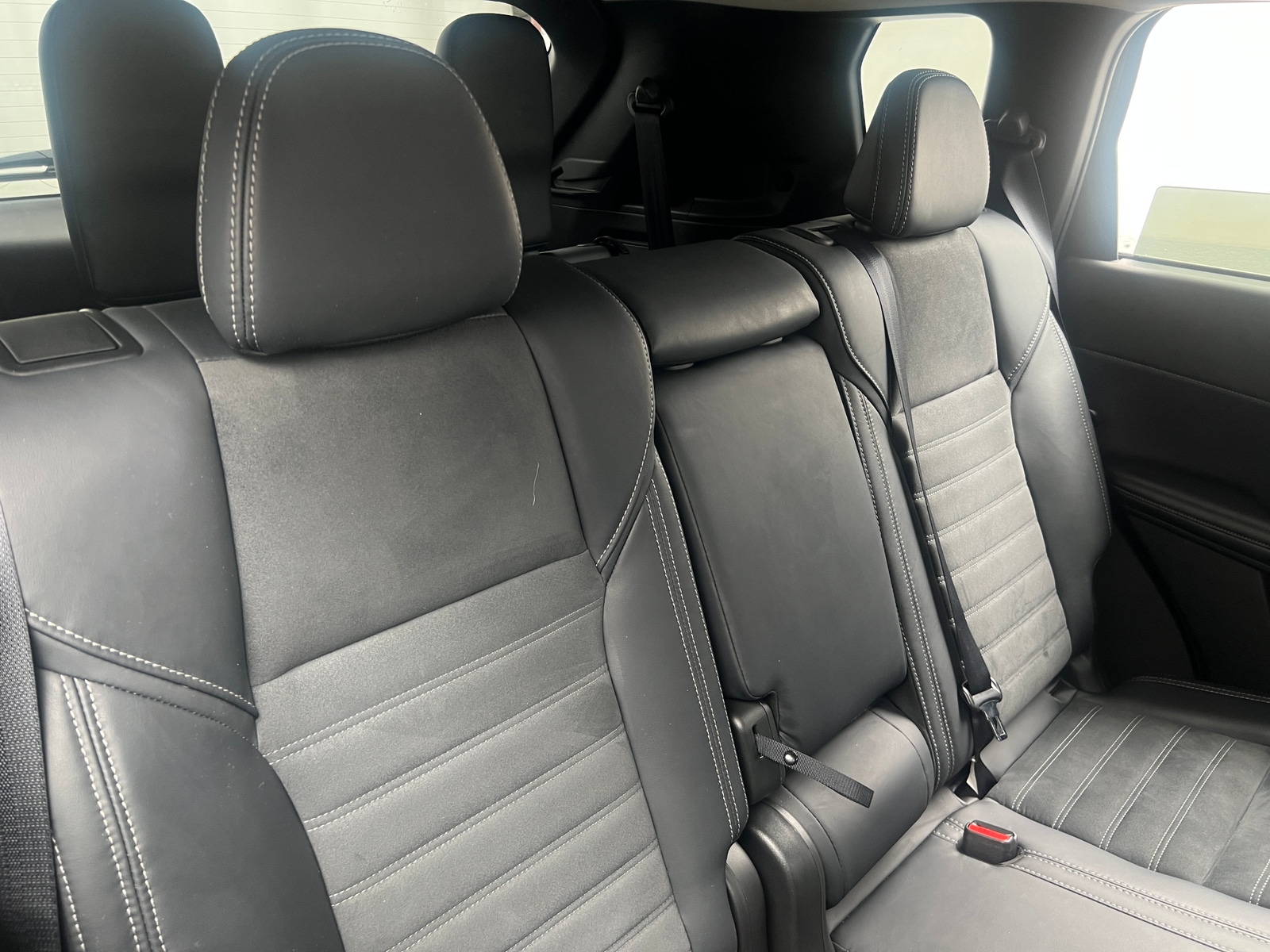 Thumbnail: 2025 Mitsubishi Outlander - 5