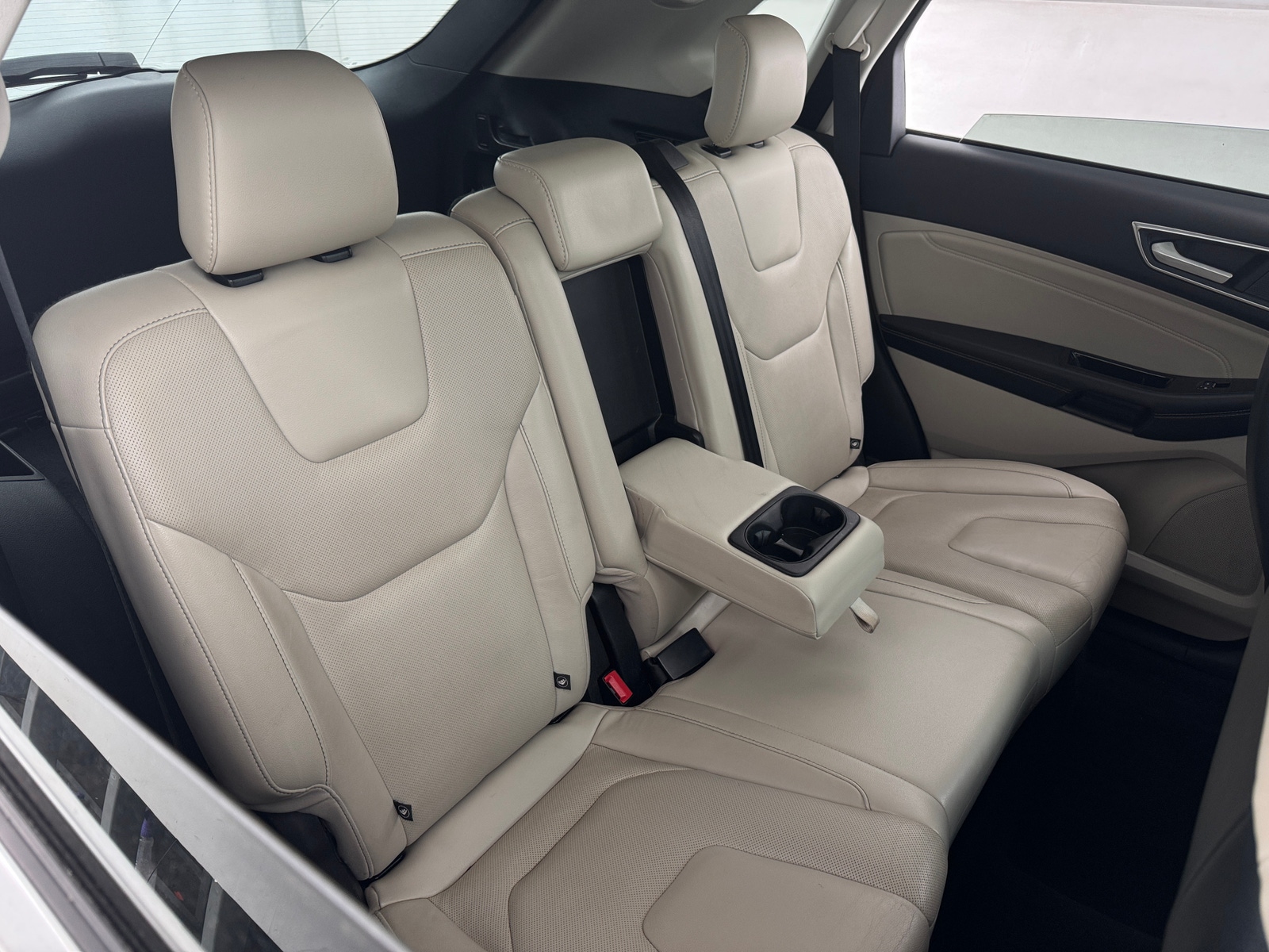 Thumbnail: 2019 Ford Edge - 5