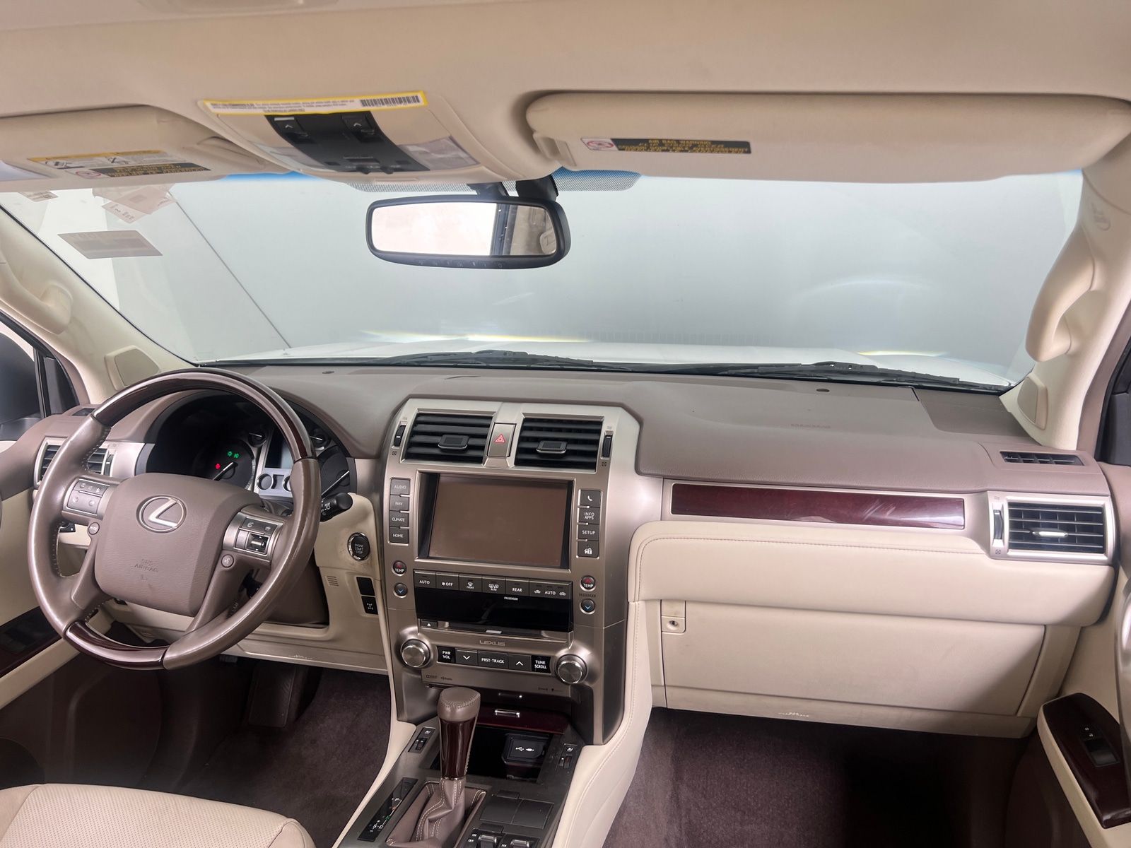 Thumbnail: 2019 Lexus GX - 2