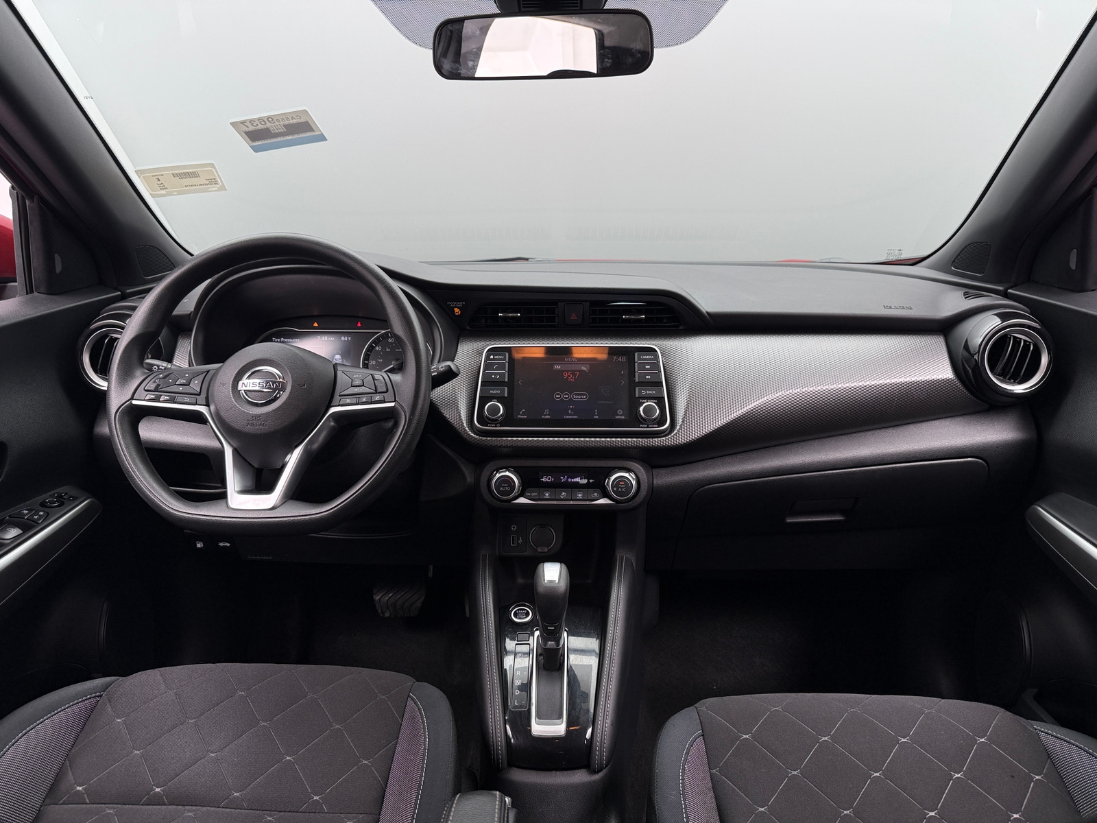 Thumbnail: 2020 Nissan Kicks - 3