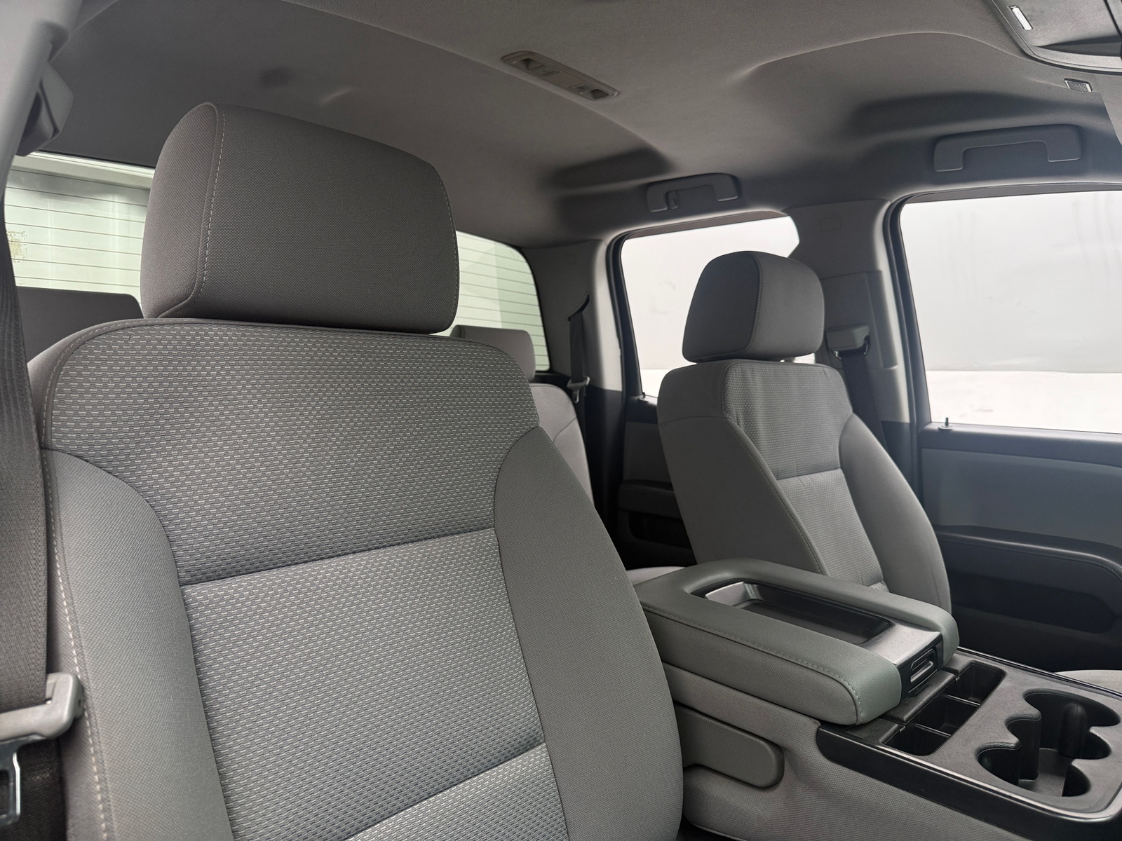 Thumbnail: 2018 Chevrolet Silverado 1500 - 2