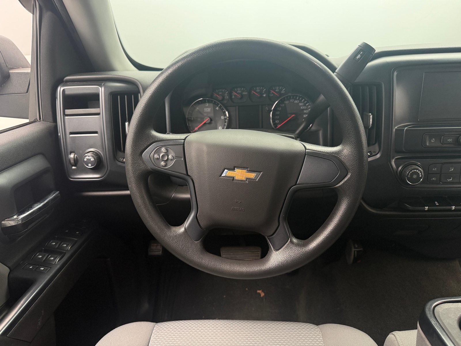 Thumbnail: 2018 Chevrolet Silverado 1500 - 5