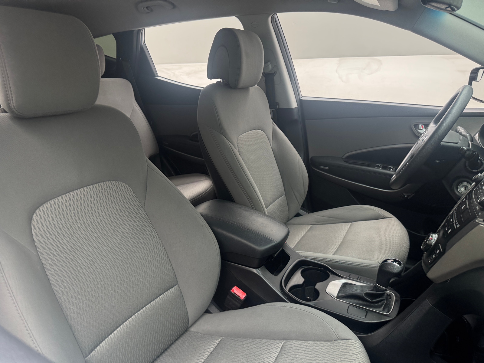 Thumbnail: 2016 Hyundai Santa Fe - 2
