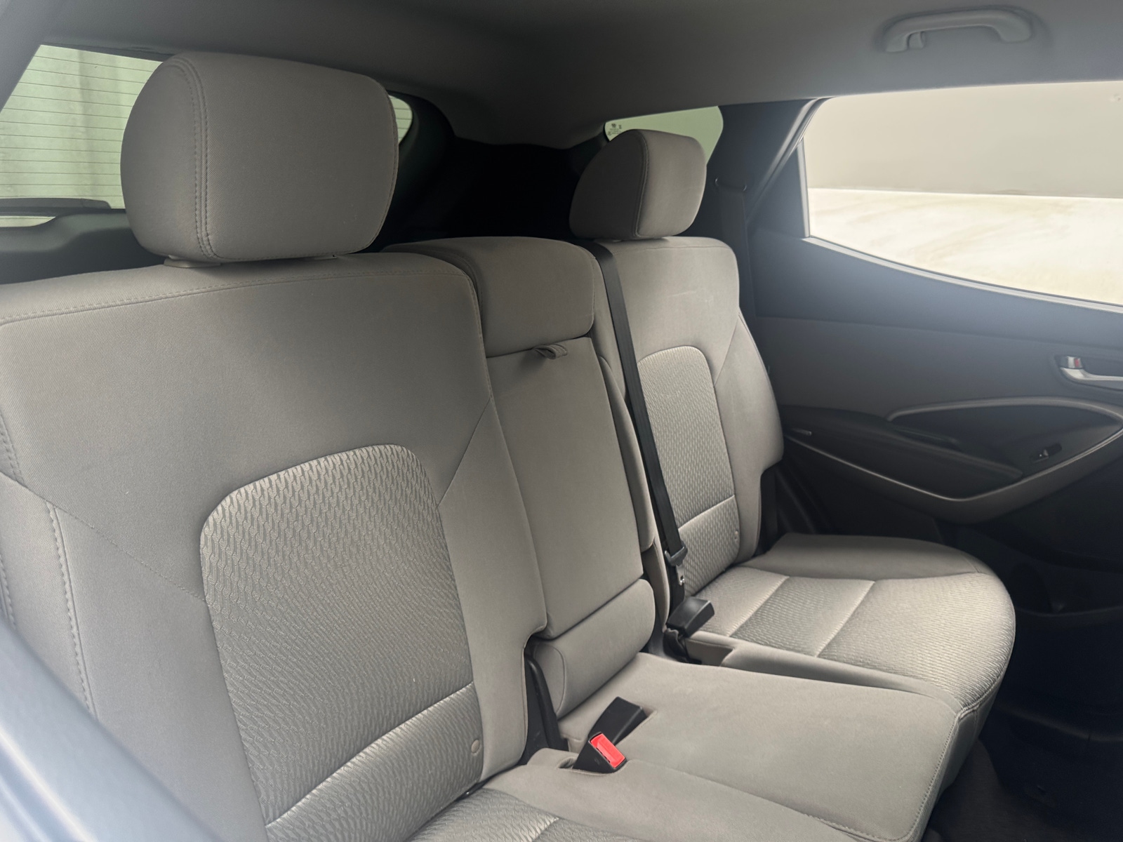 Thumbnail: 2016 Hyundai Santa Fe - 6