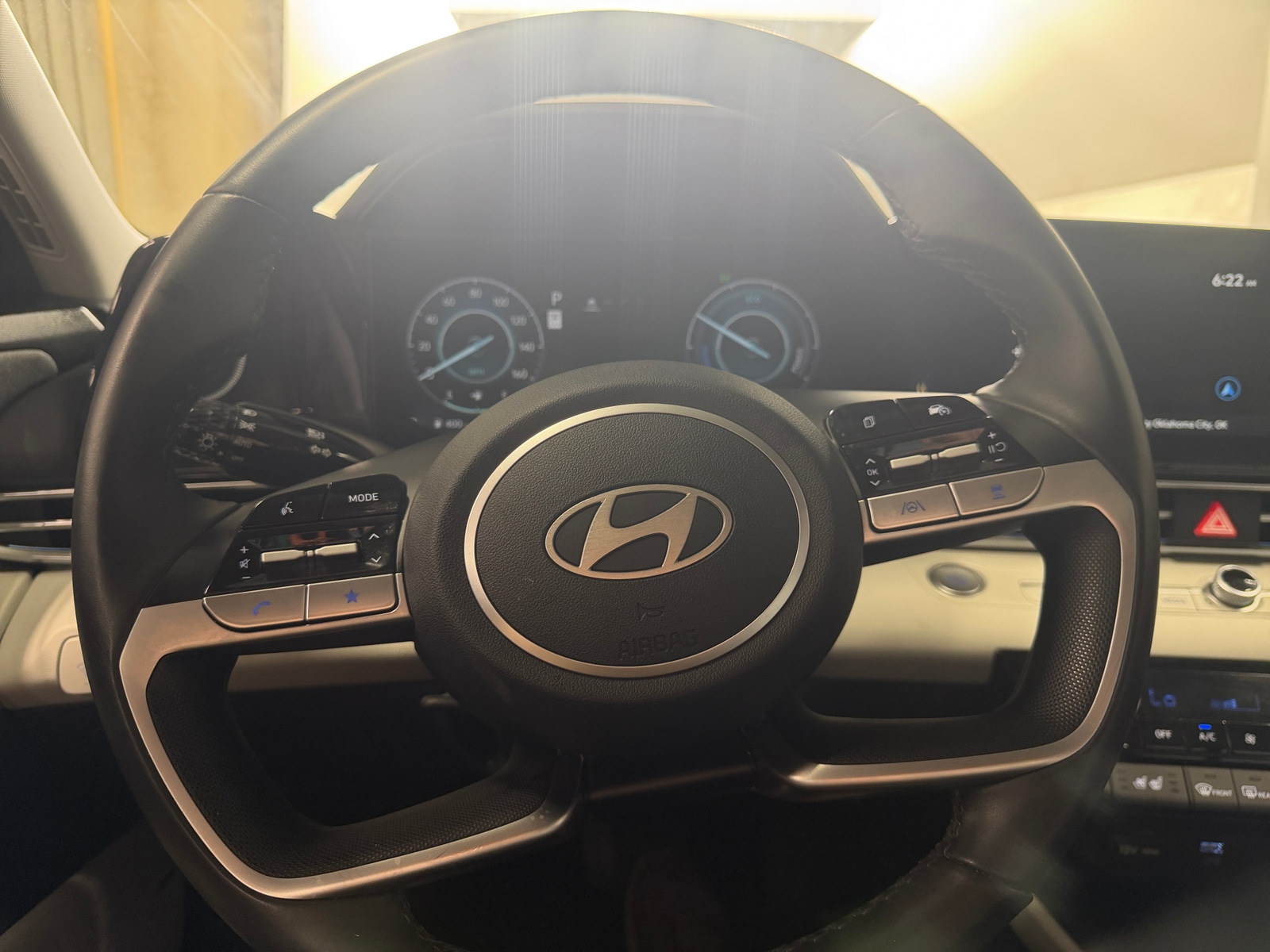 Thumbnail: 2025 Hyundai Elantra - 4
