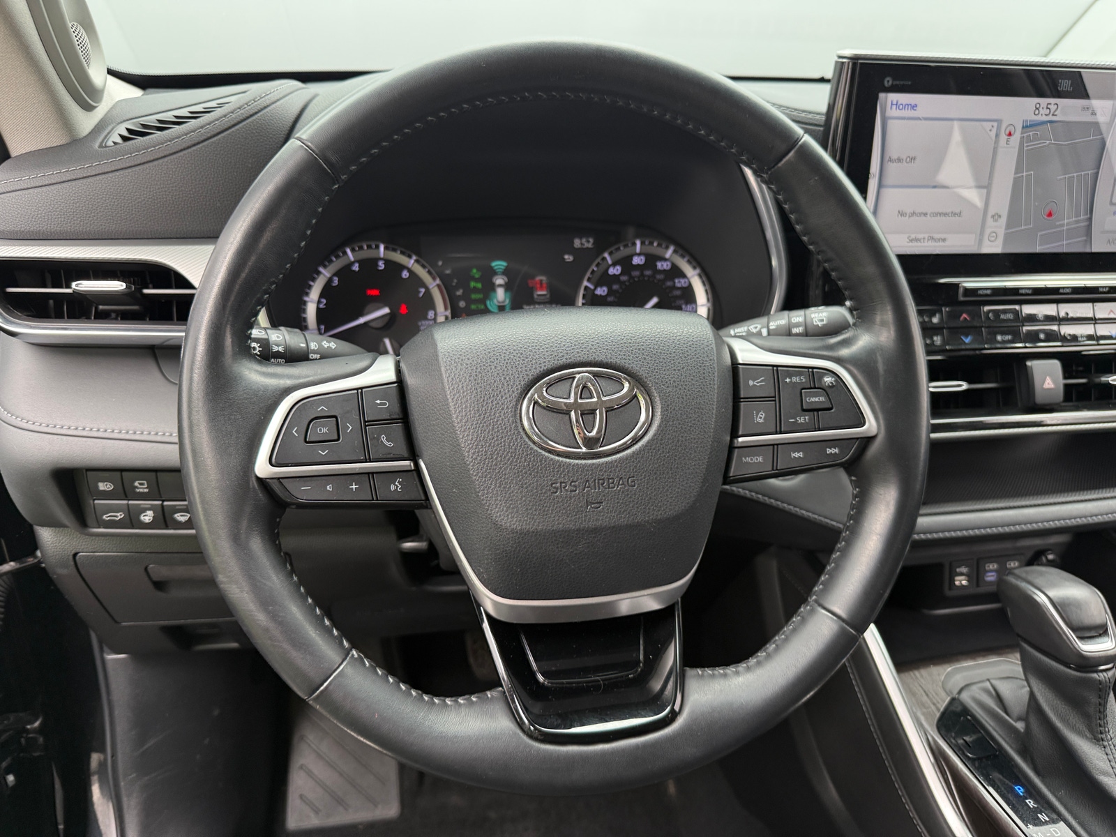 Thumbnail: 2022 Toyota Highlander - 4
