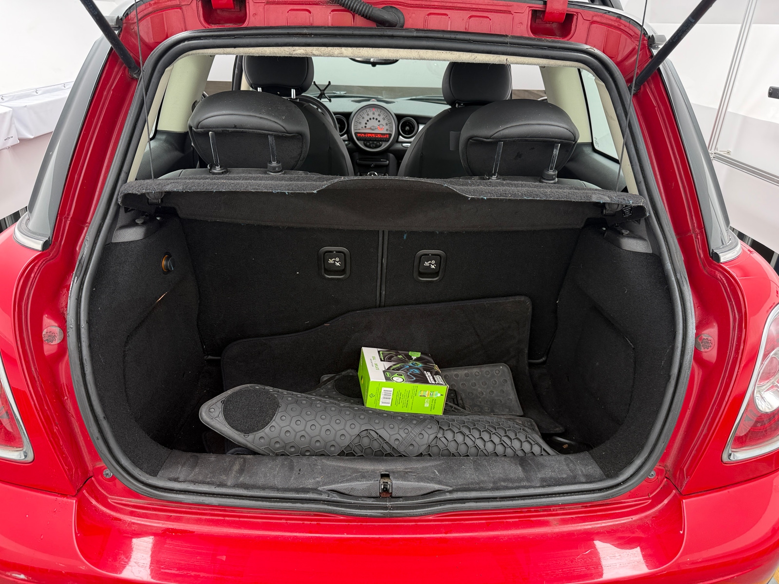 Thumbnail: 2013 MINI Cooper Hardtop - 7