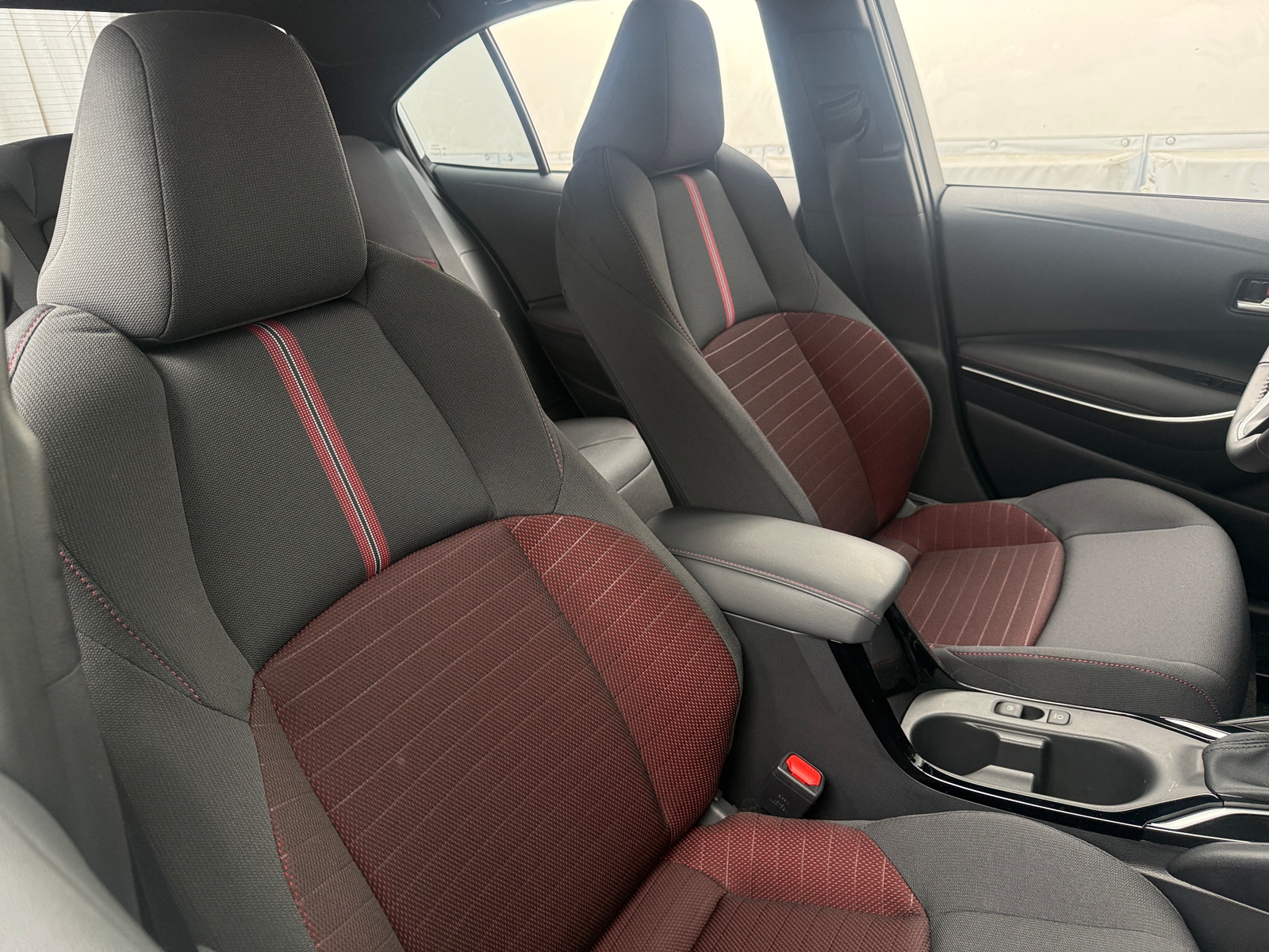 Thumbnail: 2025 Toyota Corolla - 2