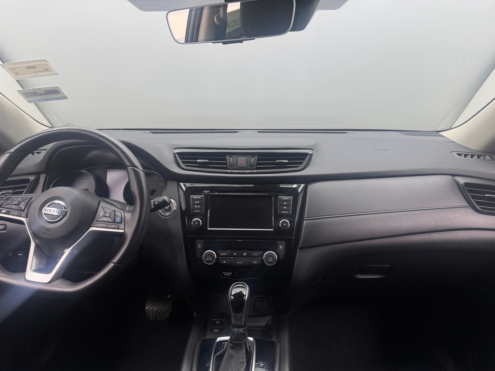 Thumbnail: 2019 Nissan Rogue - 3