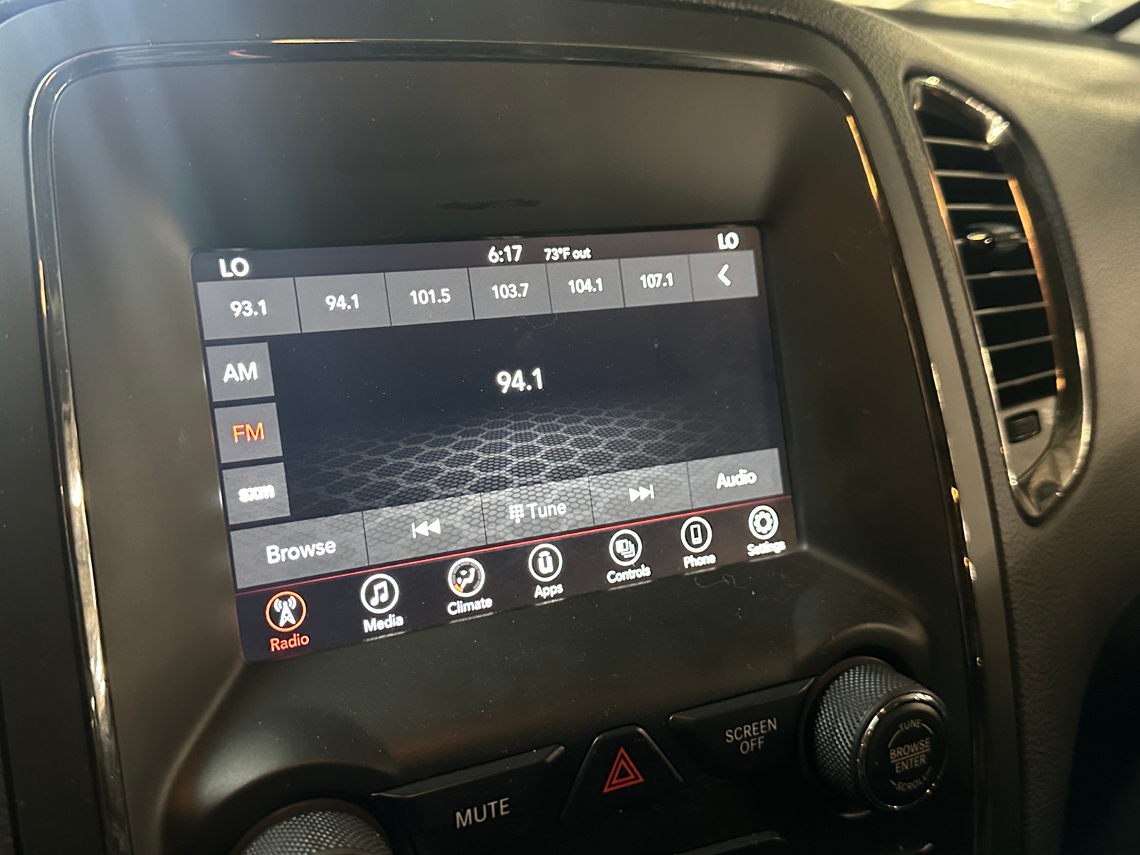Thumbnail: 2020 Dodge Durango - 3