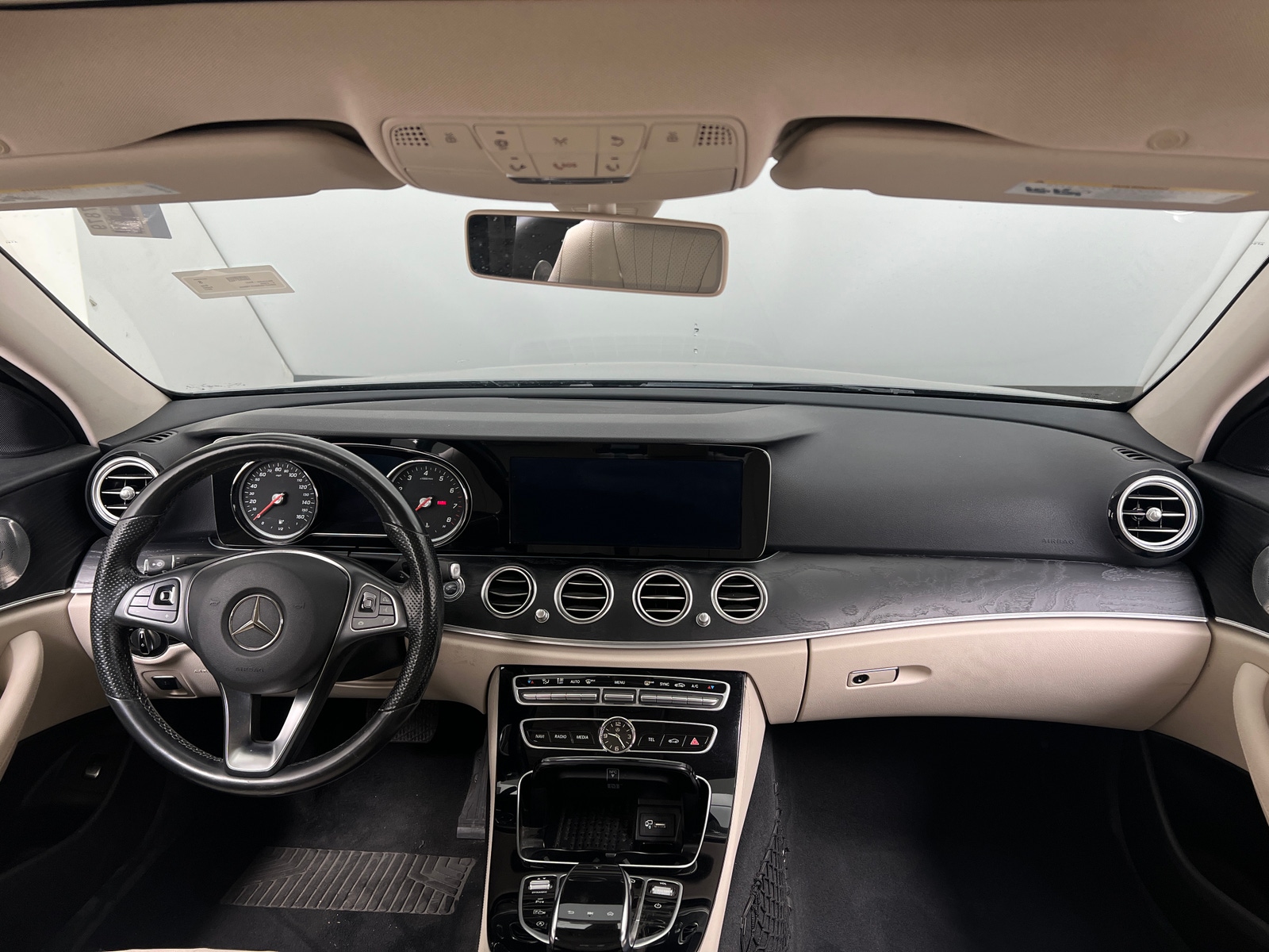 Thumbnail: 2017 Mercedes-Benz E-Class - 2