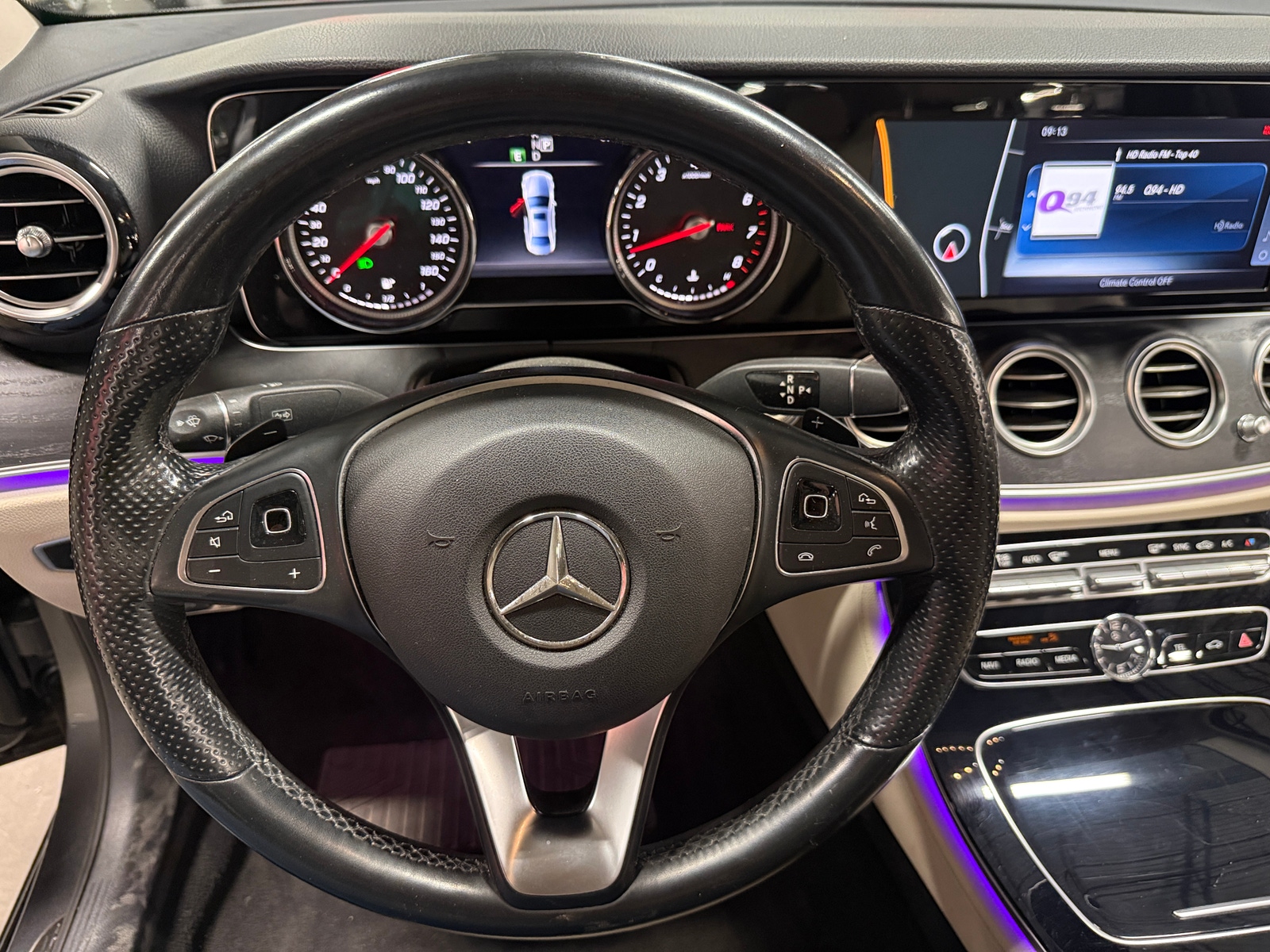 Thumbnail: 2017 Mercedes-Benz E-Class - 4
