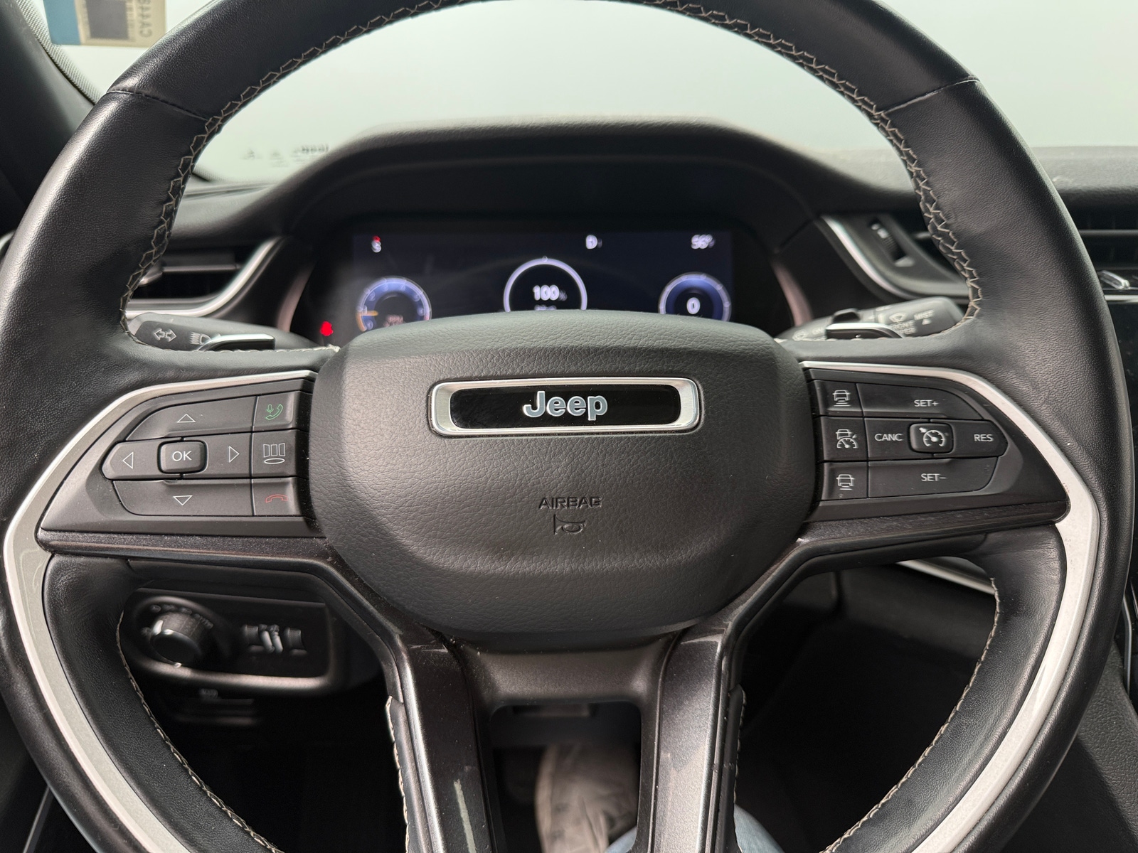 Thumbnail: 2021 Jeep Grand Cherokee L - 4