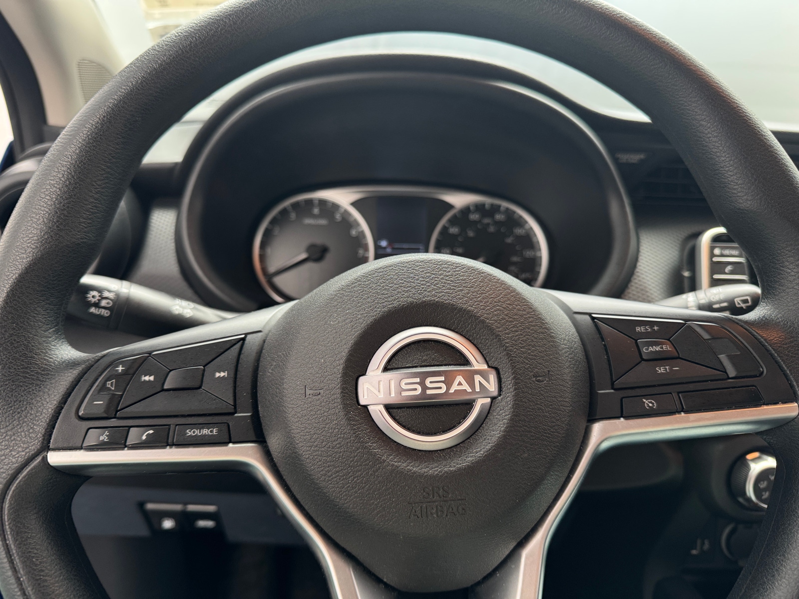 Thumbnail: 2022 Nissan Kicks - 5