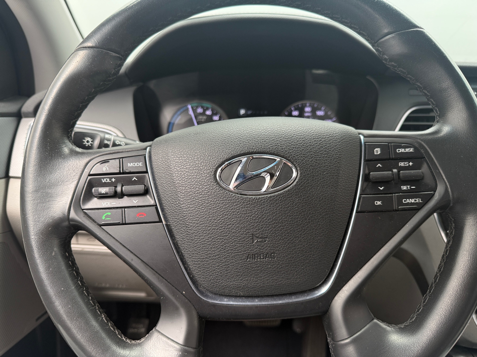 Thumbnail: 2017 Hyundai Sonata - 5
