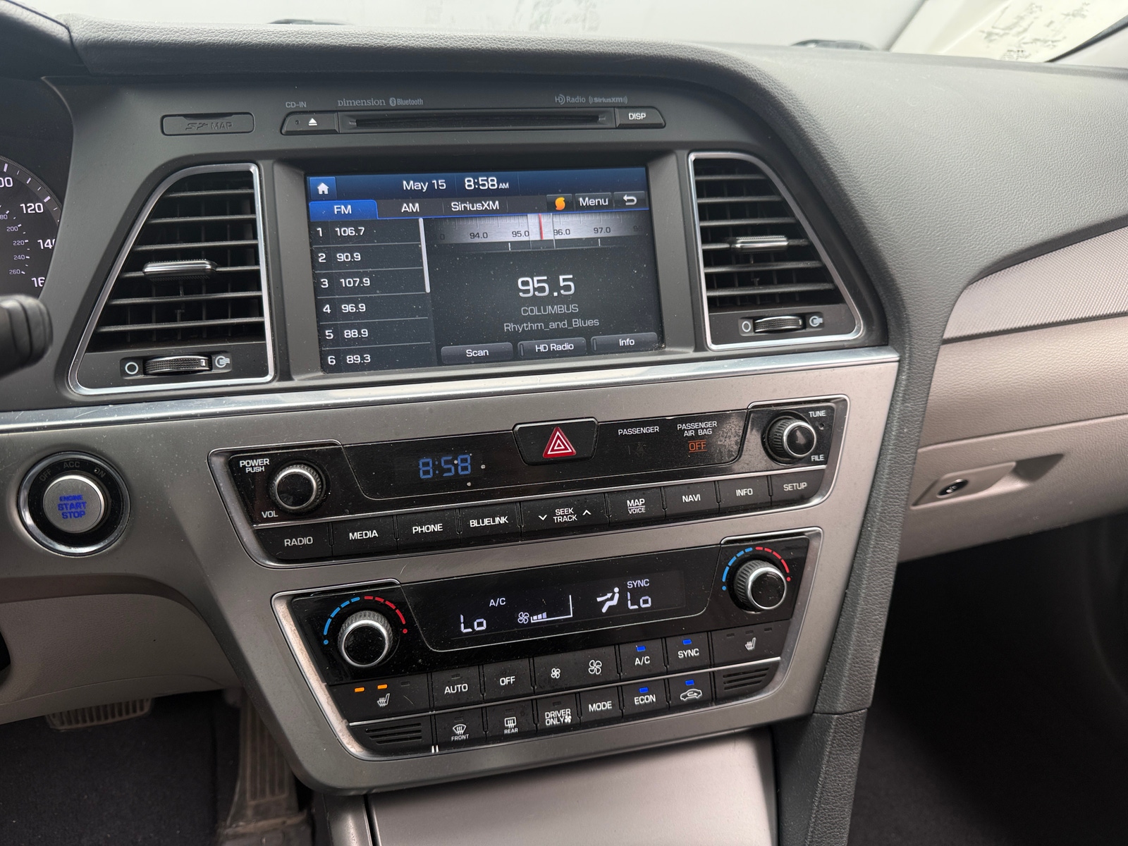 Thumbnail: 2017 Hyundai Sonata - 4