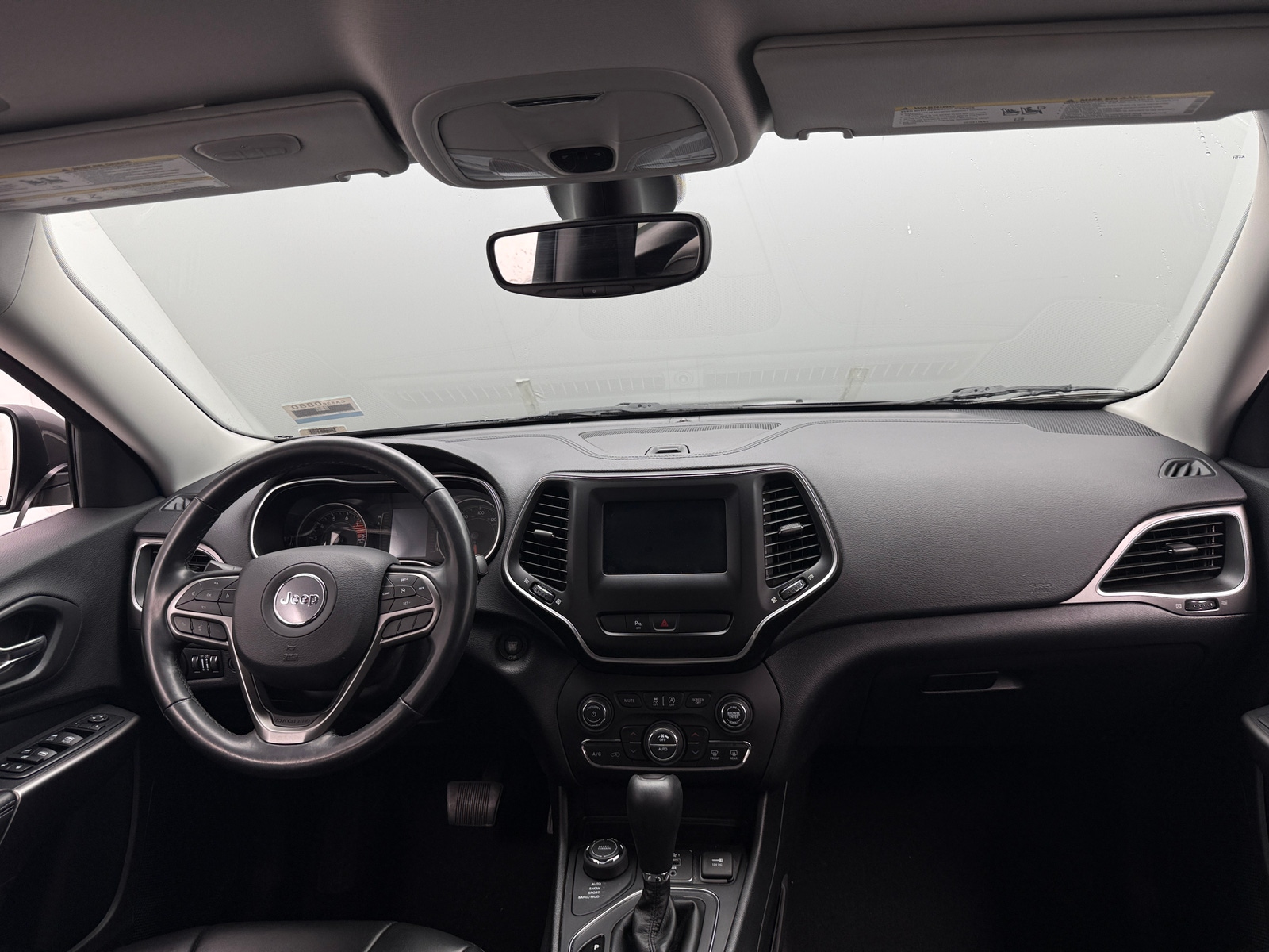 Thumbnail: 2020 Jeep Cherokee - 3