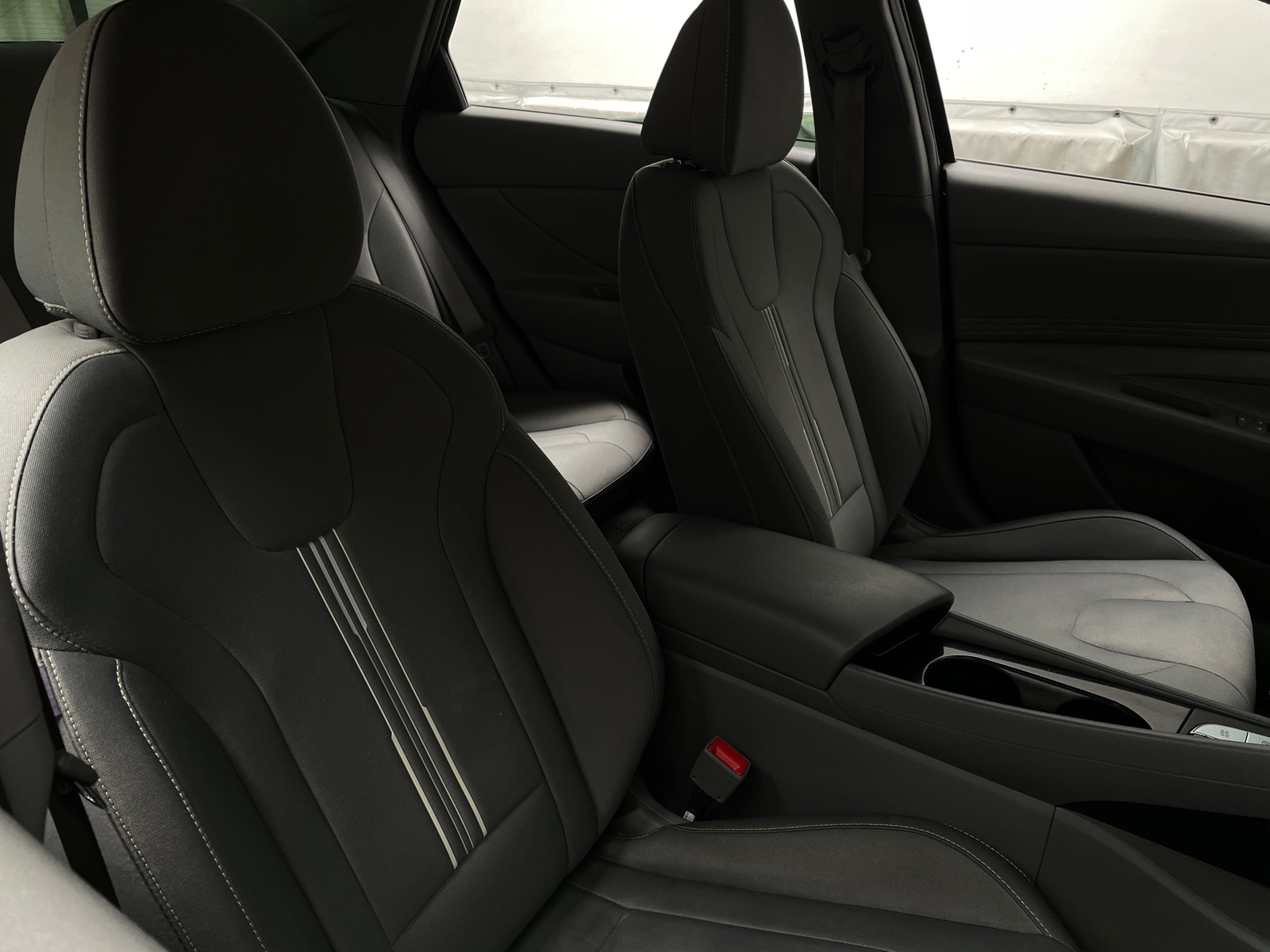 Thumbnail: 2021 Hyundai Elantra - 2