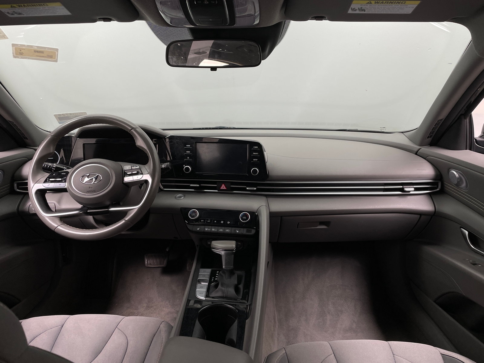 Thumbnail: 2021 Hyundai Elantra - 3