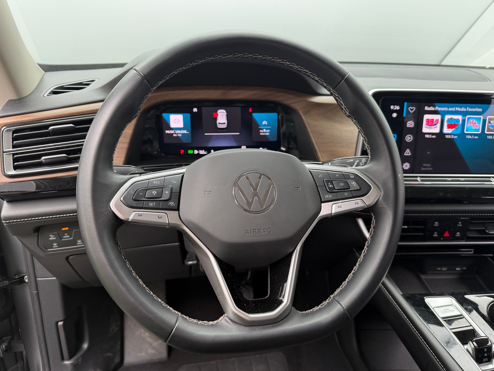 Thumbnail: 2024 Volkswagen Atlas - 4