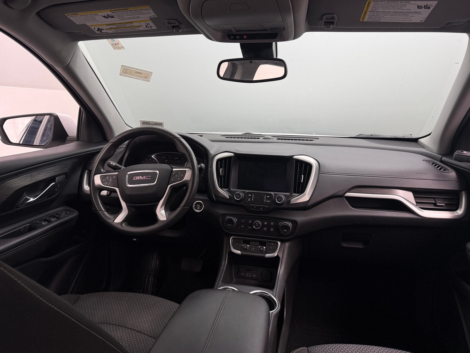 Thumbnail: 2022 GMC Terrain - 3