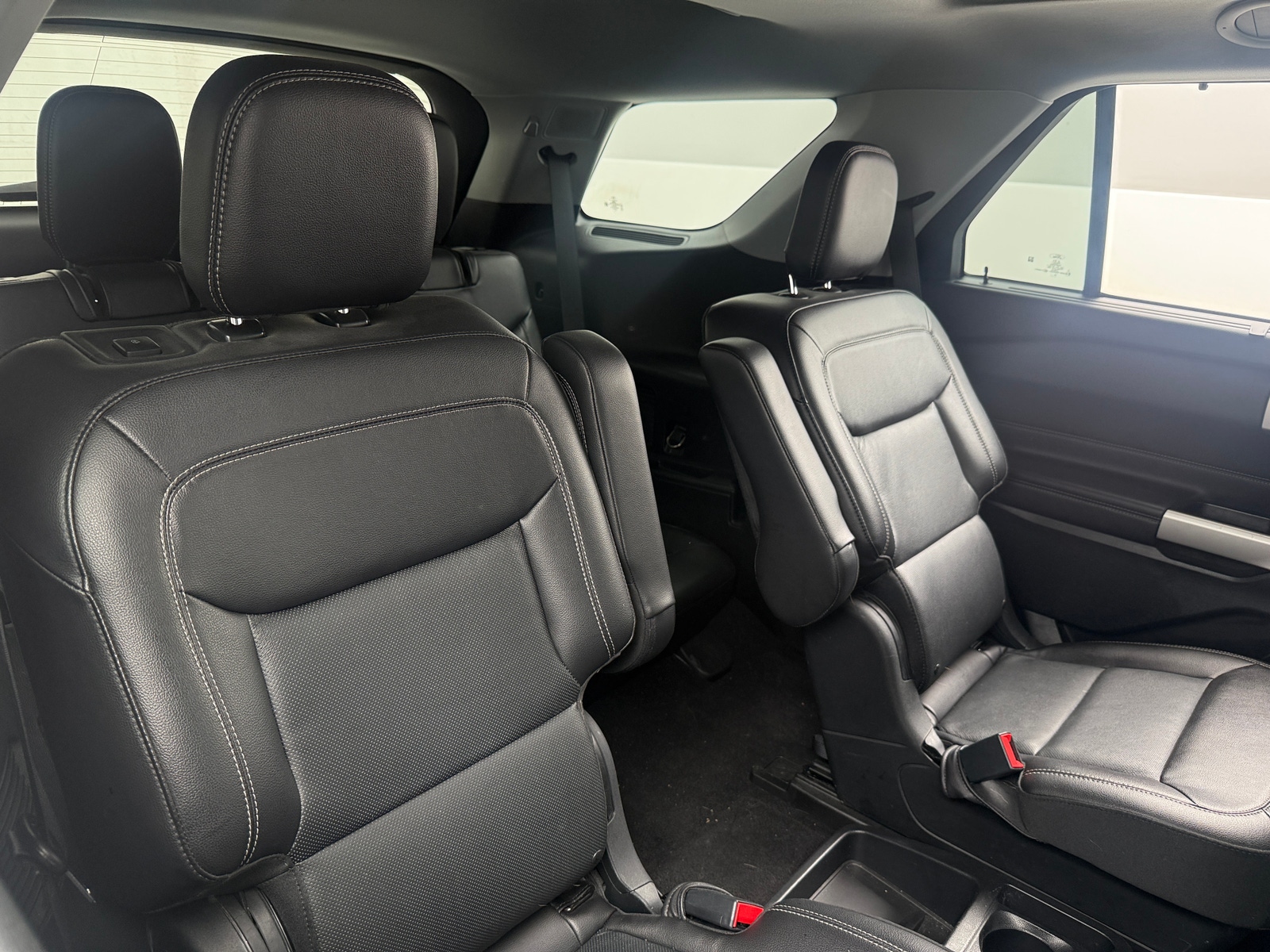 Thumbnail: 2021 Ford Explorer - 5