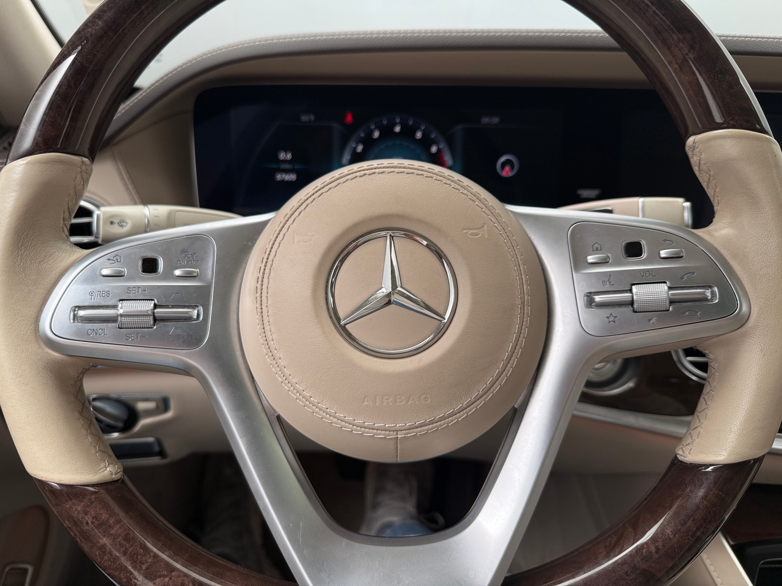 Thumbnail: 2018 Mercedes-Benz S-Class - 4