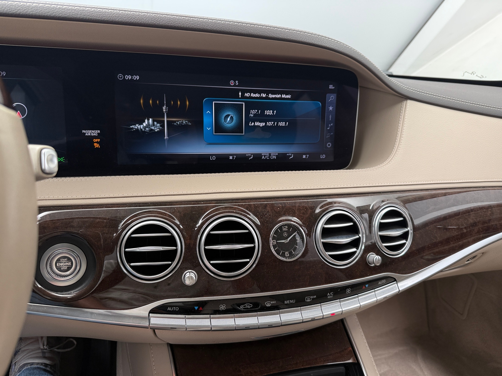 Thumbnail: 2018 Mercedes-Benz S-Class - 3
