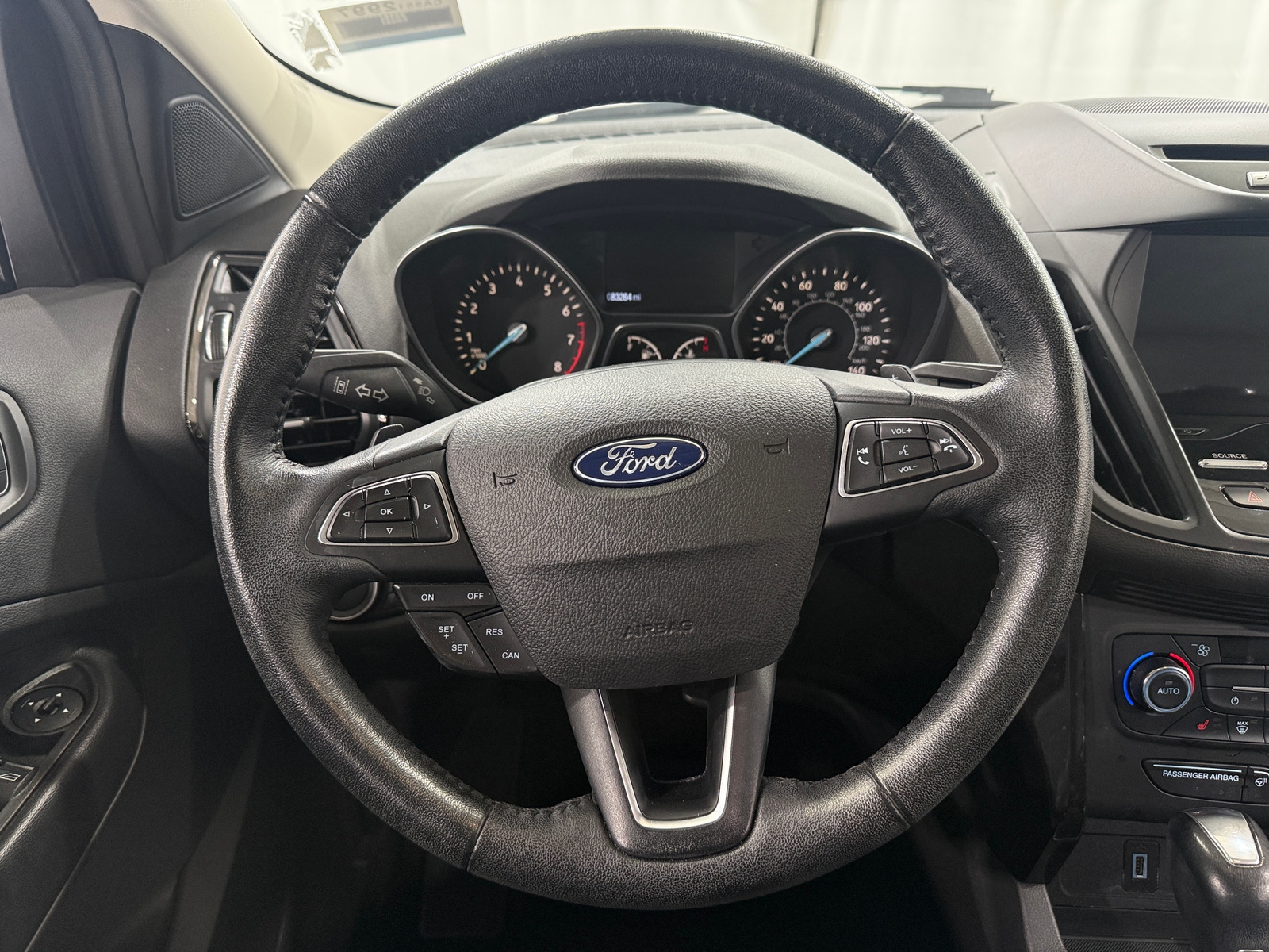 Thumbnail: 2017 Ford Escape - 4
