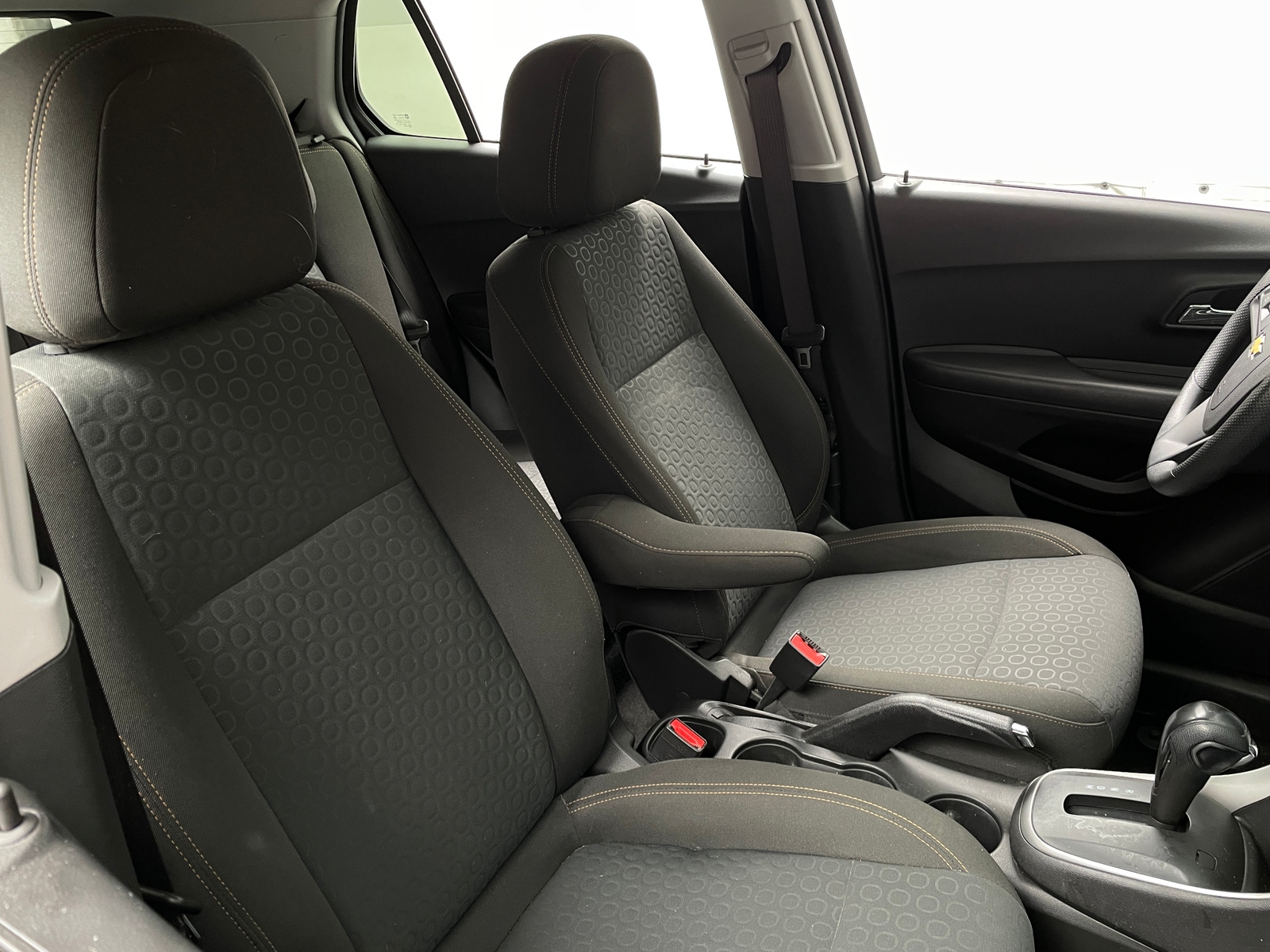 Thumbnail: 2020 Chevrolet Trax - 2