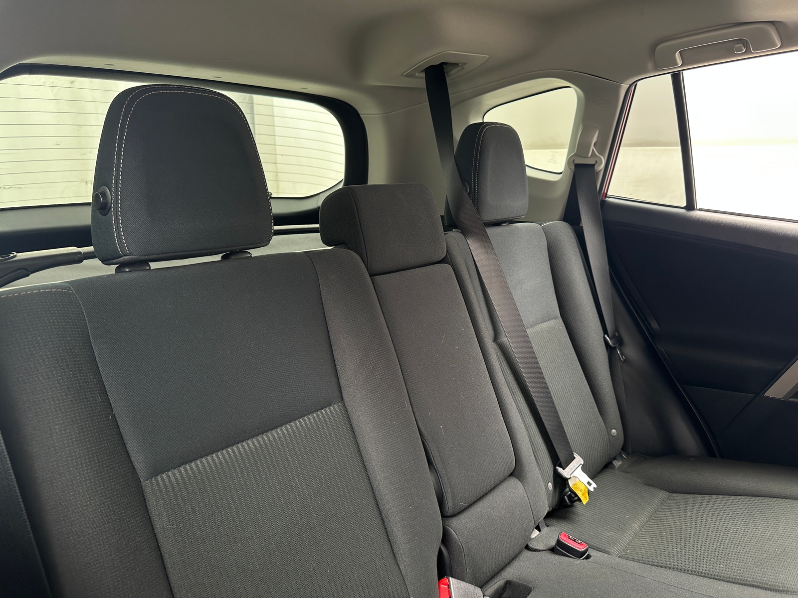 Thumbnail: 2015 Toyota RAV4 - 6