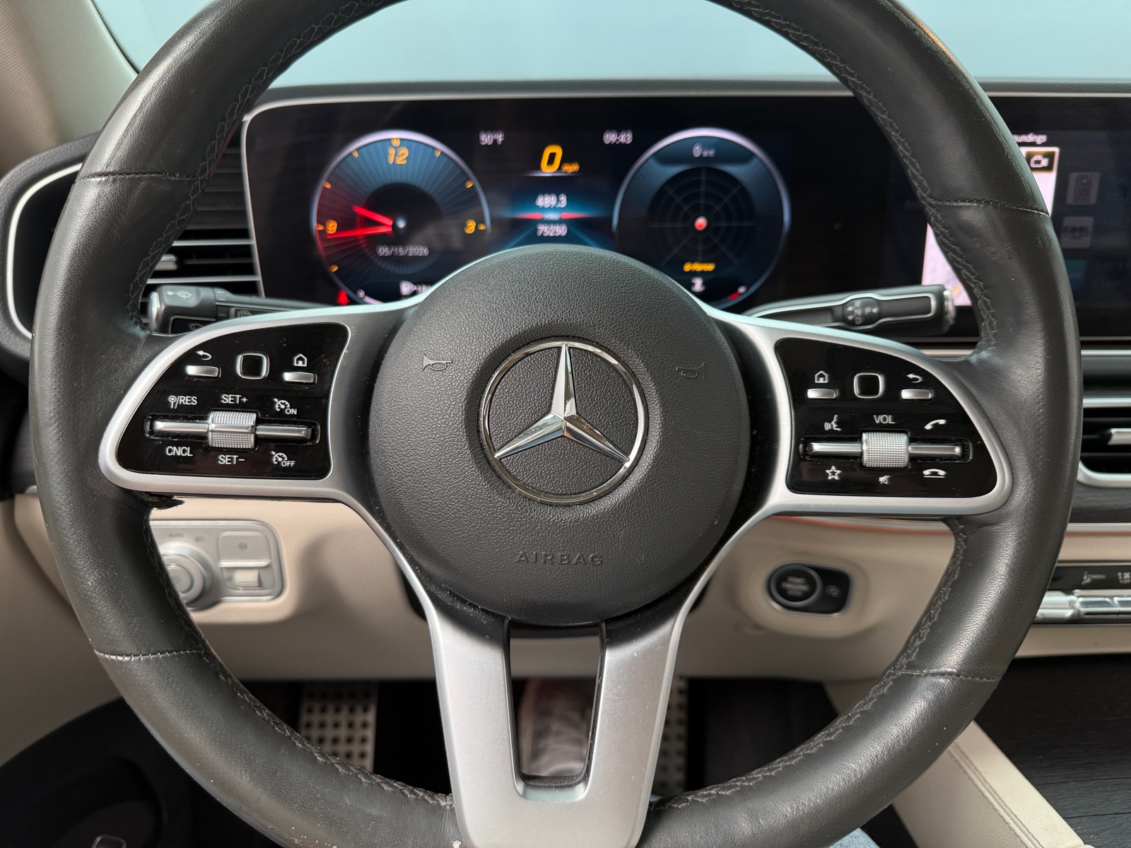 Thumbnail: 2020 Mercedes-Benz GLE - 4