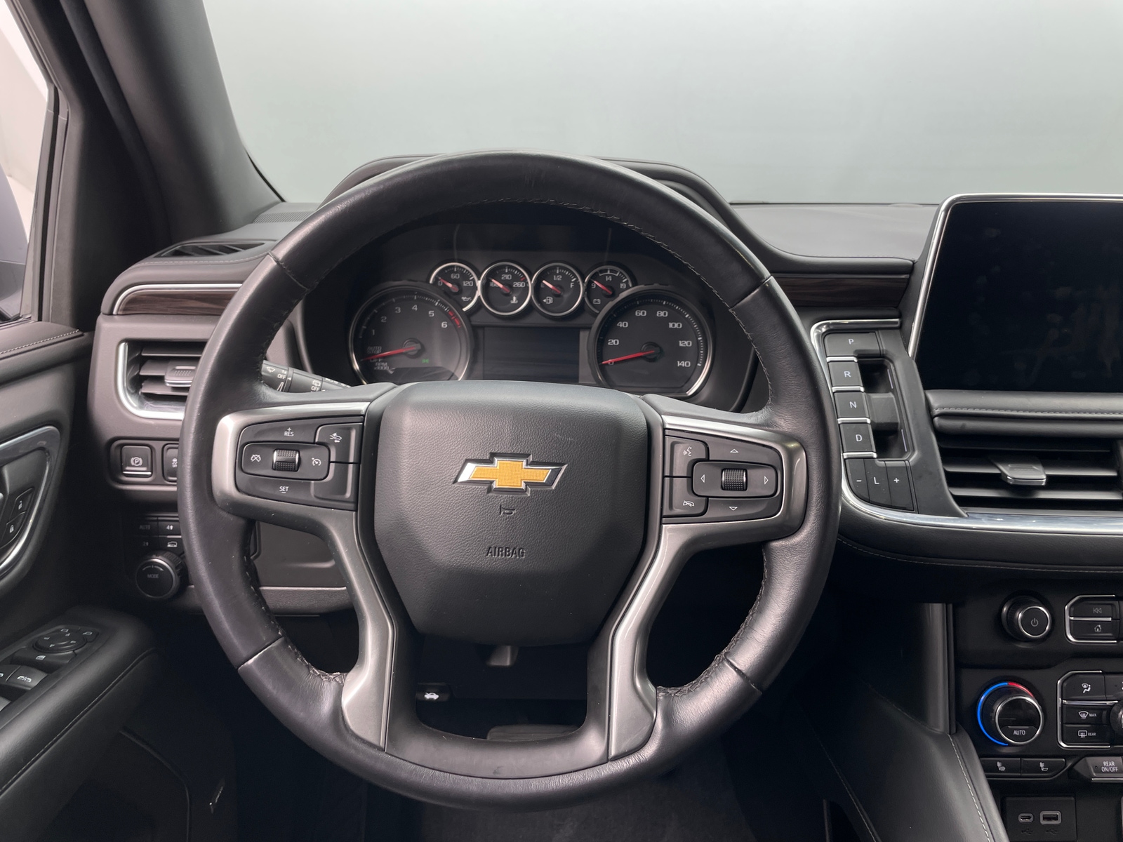 Thumbnail: 2021 Chevrolet Tahoe - 4