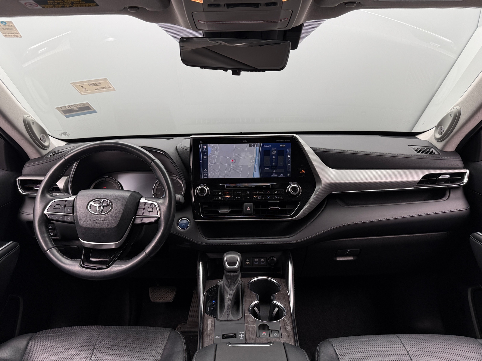 Thumbnail: 2022 Toyota Highlander - 2