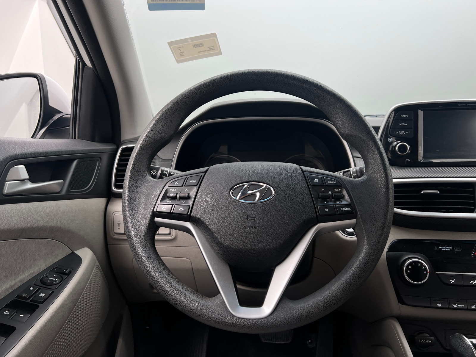 Thumbnail: 2019 Hyundai Tucson - 5