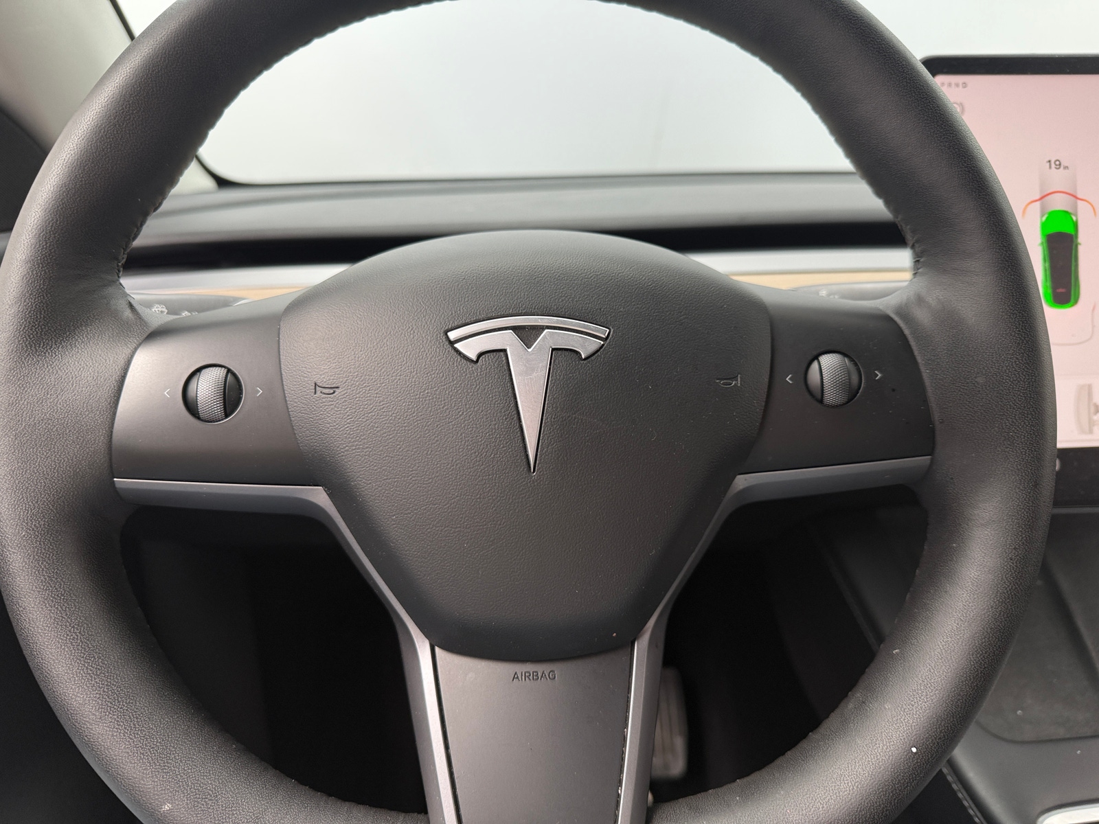 Thumbnail: 2022 Tesla Model Y - 4