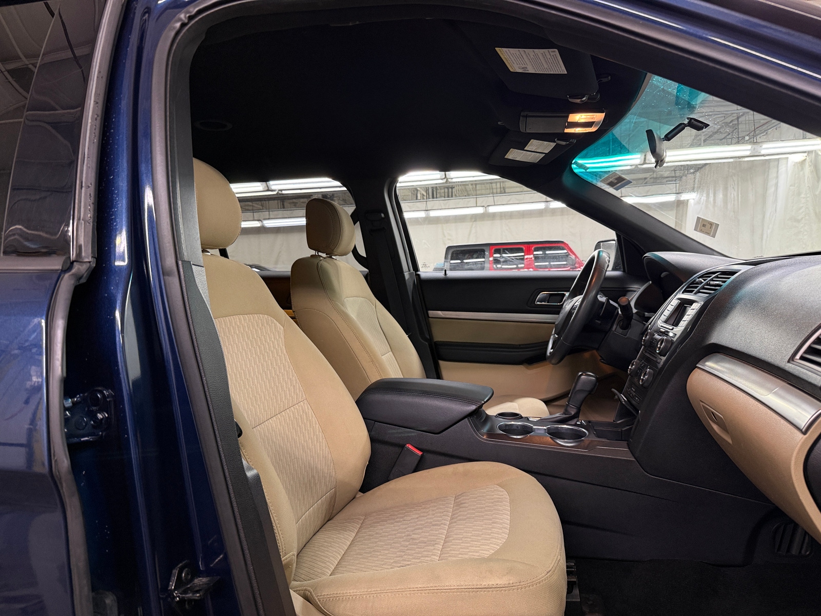 Thumbnail: 2017 Ford Explorer - 2