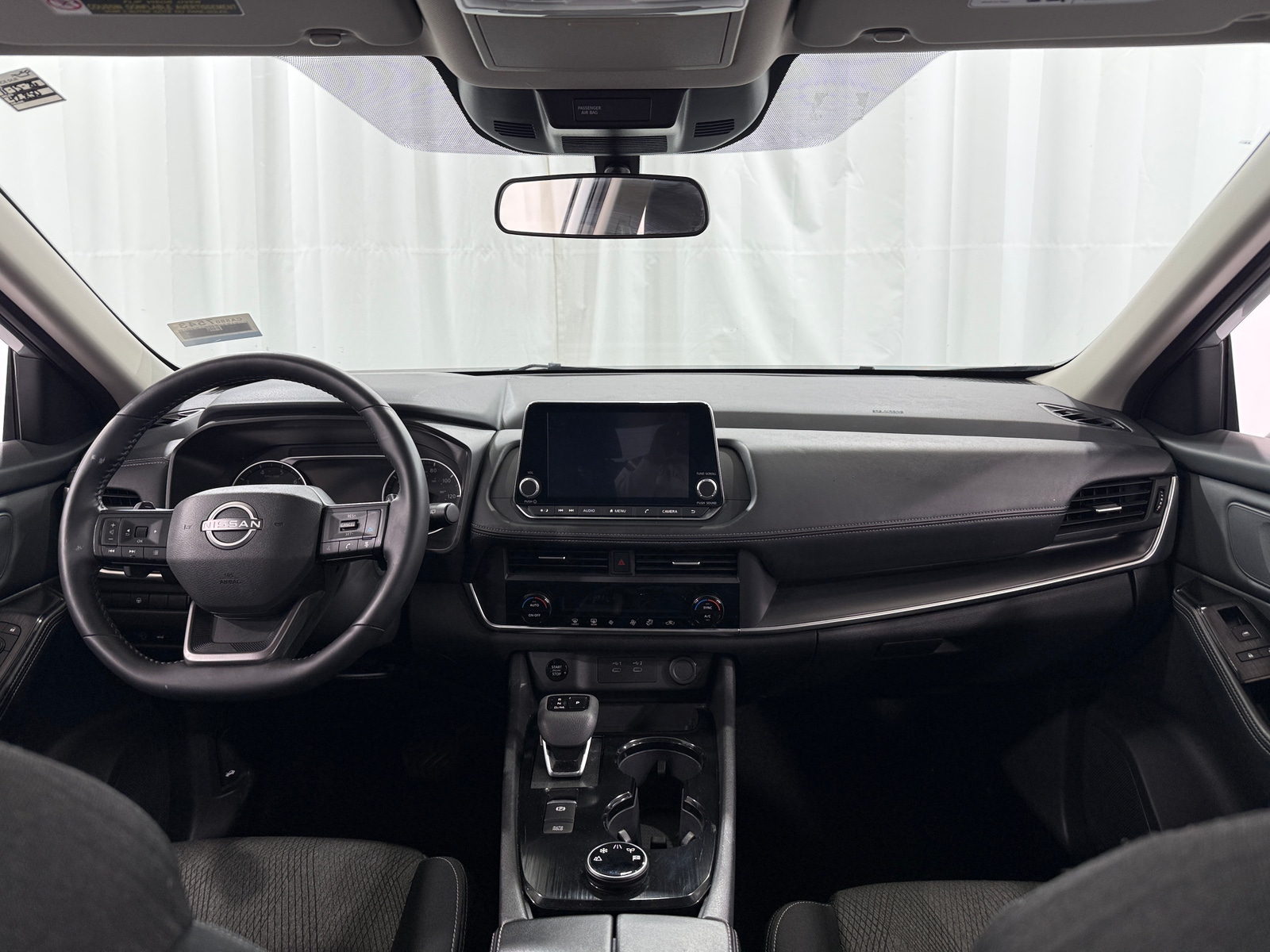 Thumbnail: 2025 Nissan Rogue - 3