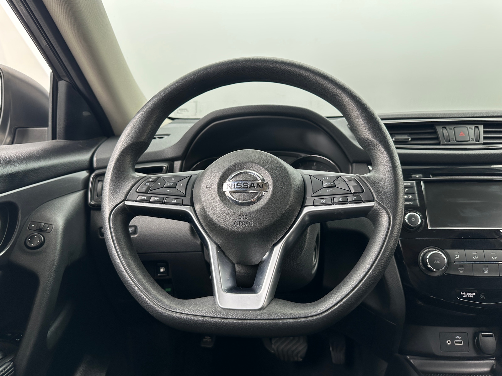 Thumbnail: 2020 Nissan Rogue - 5