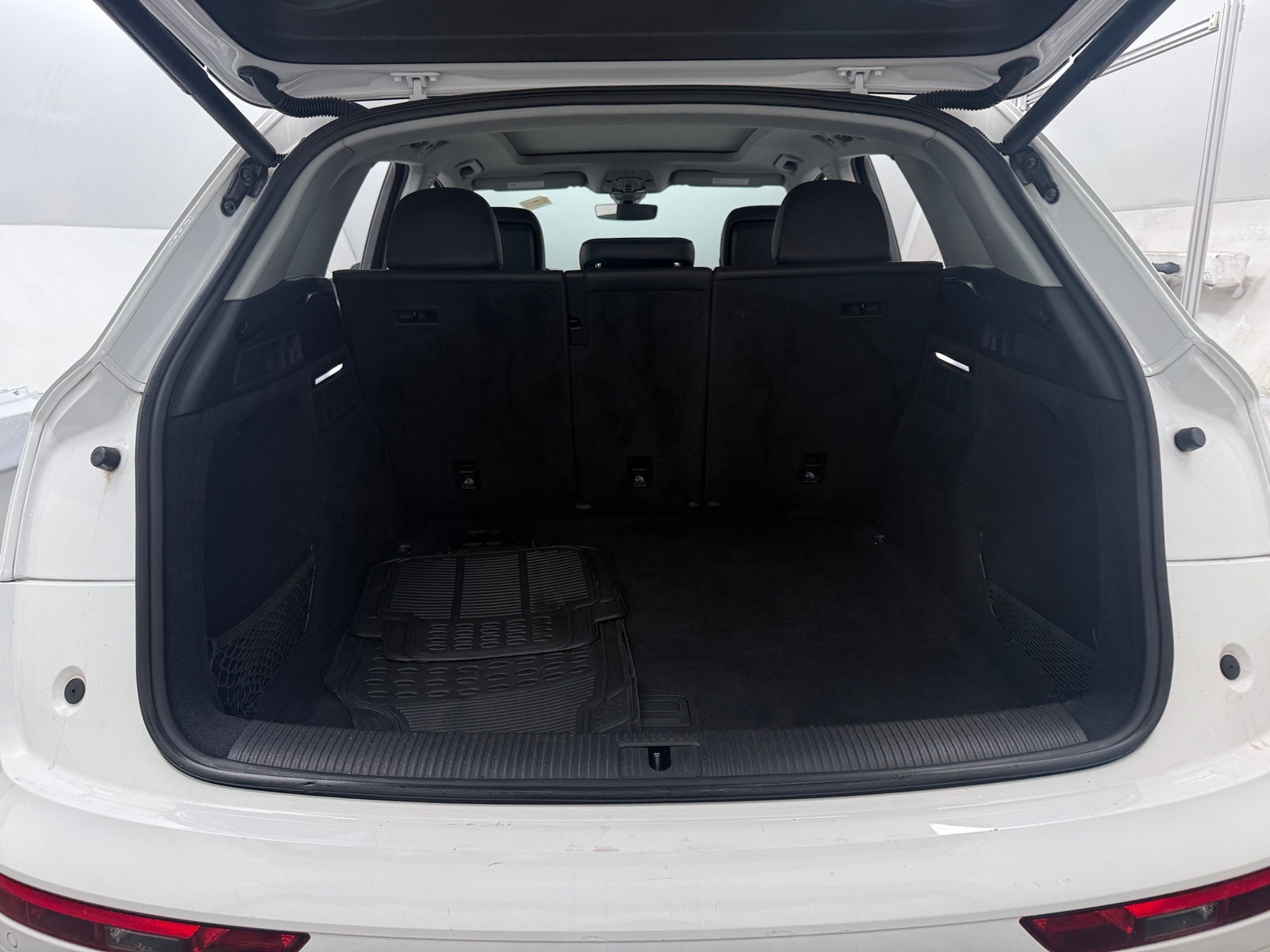Thumbnail: 2020 Audi Q5 - 6