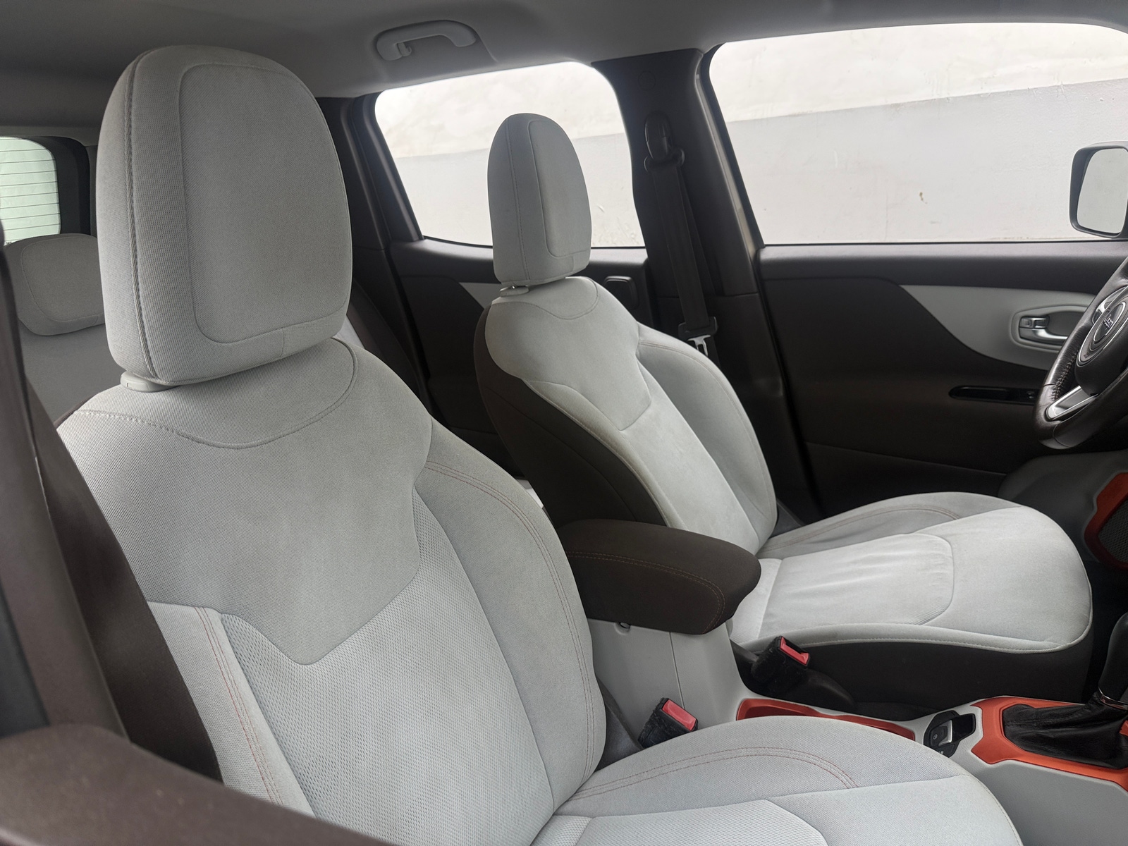 Thumbnail: 2015 Jeep Renegade - 2