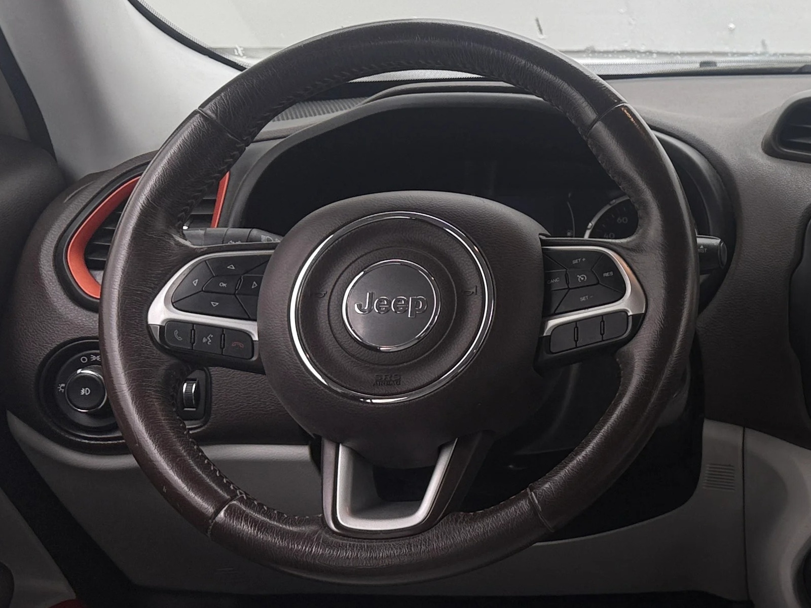 Thumbnail: 2015 Jeep Renegade - 5
