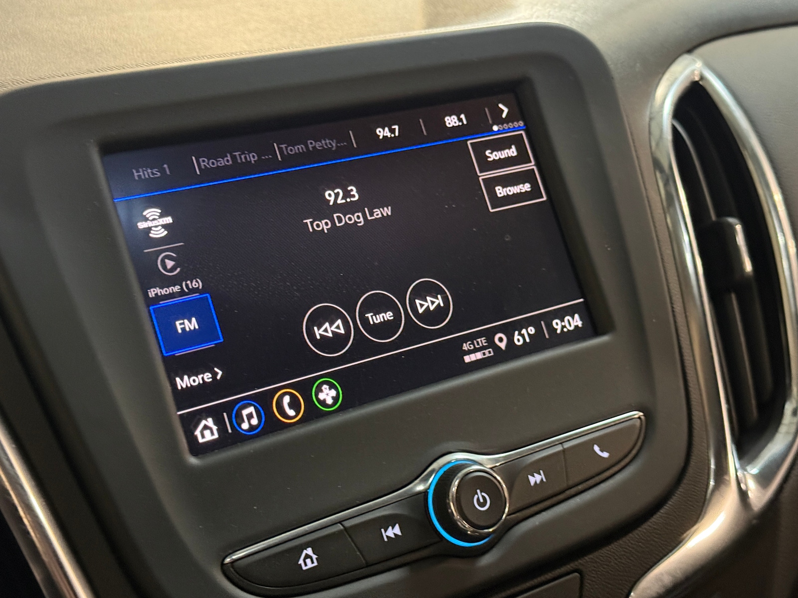 Thumbnail: 2024 Chevrolet Equinox - 4
