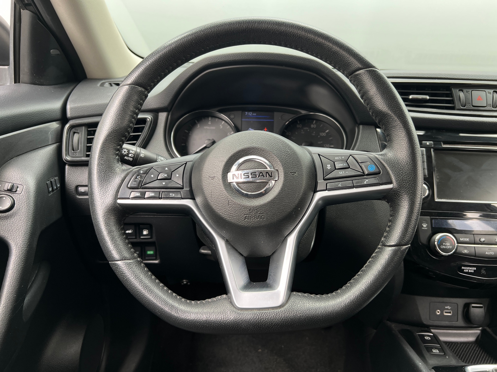 Thumbnail: 2019 Nissan Rogue - 5