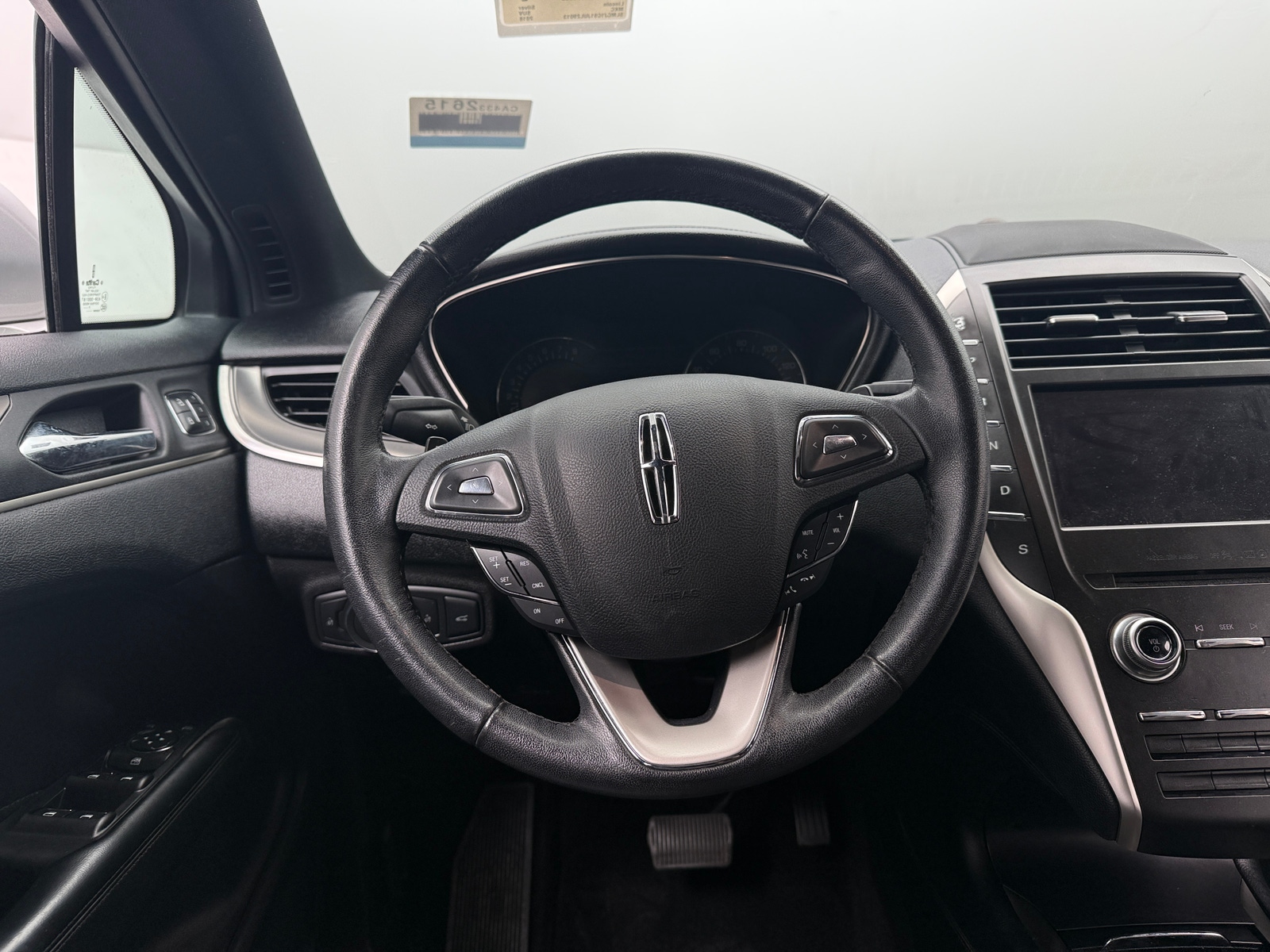 Thumbnail: 2018 Lincoln MKC - 4