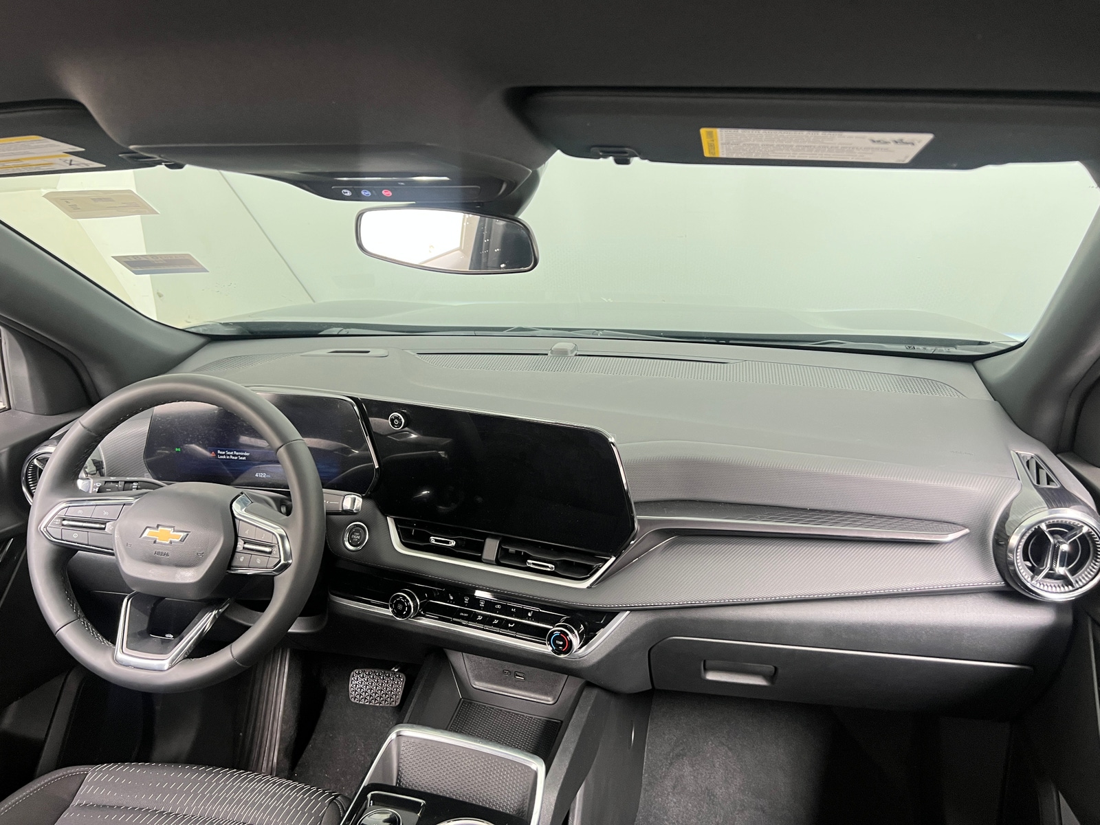 Thumbnail: 2026 Chevrolet Equinox - 3