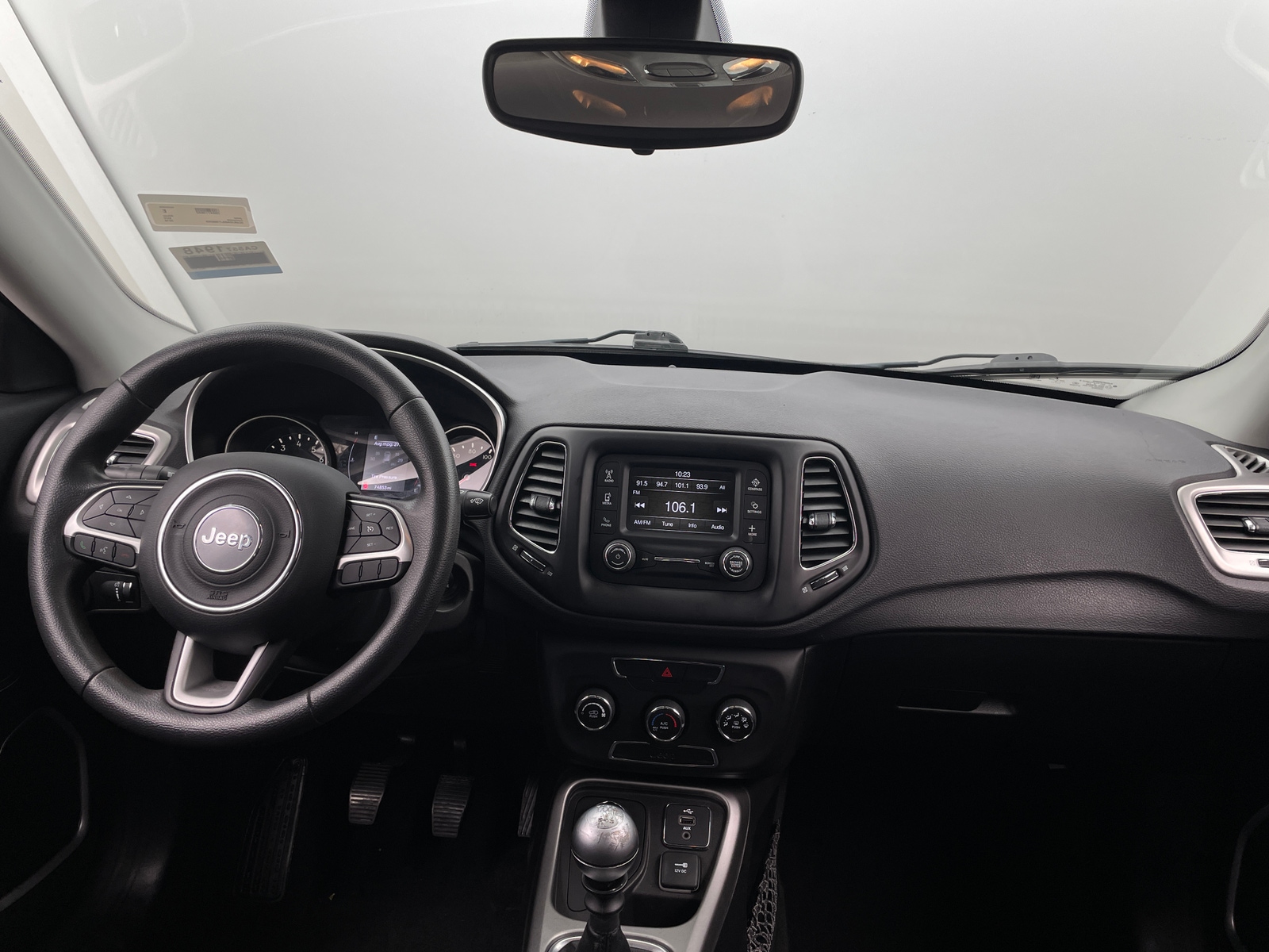 Thumbnail: 2018 Jeep Compass - 3