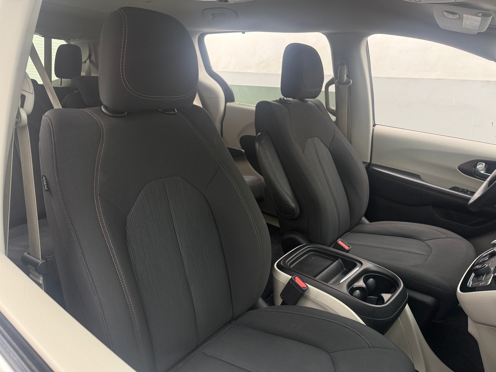 Thumbnail: 2018 Chrysler Pacifica - 2