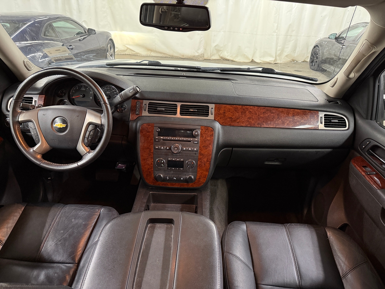 Thumbnail: 2011 Chevrolet Avalanche 1500 - 3